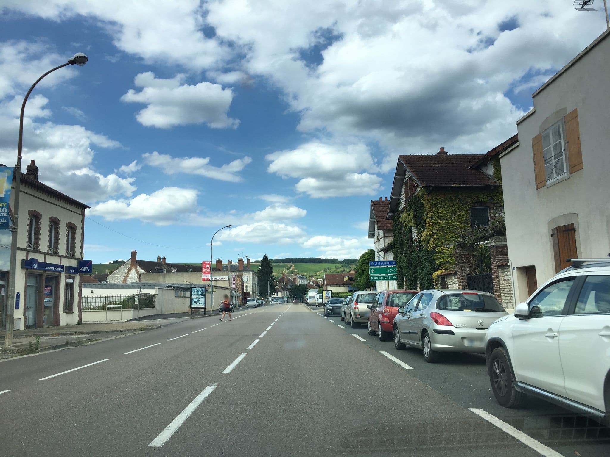 Street view near Modern'Hôtel, Joigny — © cquest (CC BY-SA · Mapillary)
