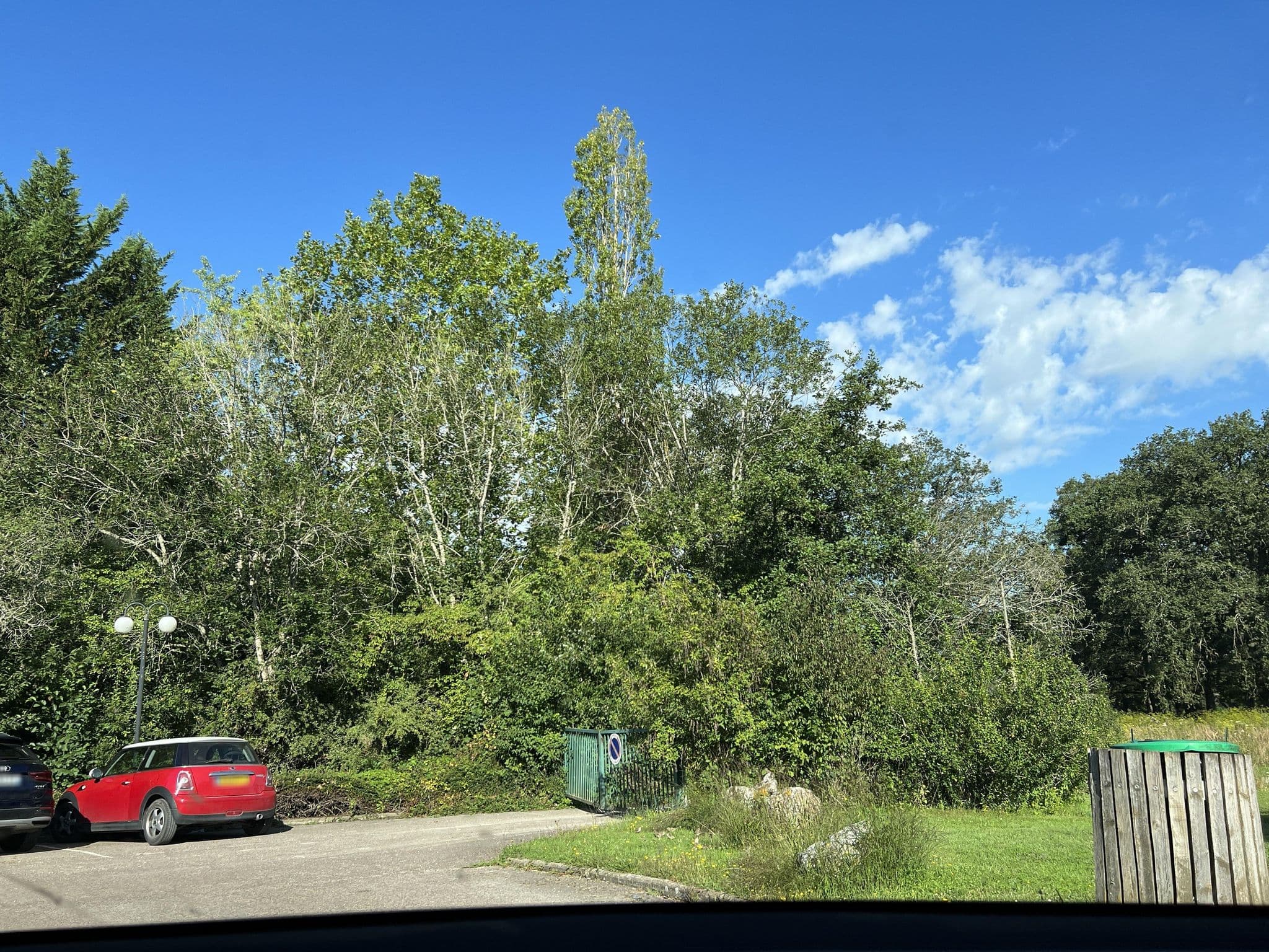 Street view near Best Western, Piney — © ottor (CC BY-SA · Mapillary)