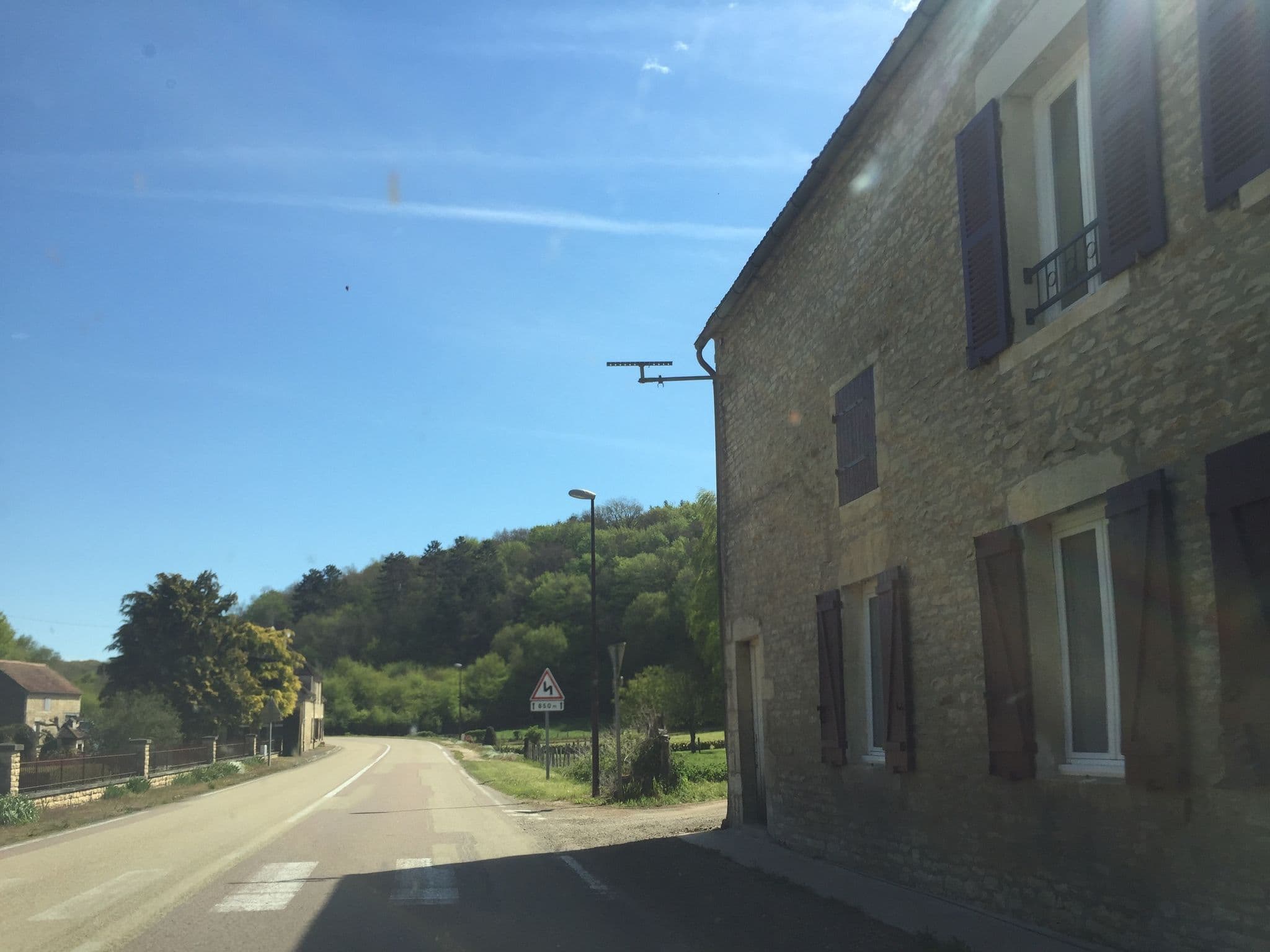 Street view near Gite Vezelay, Clamecy — © thepriben (CC BY-SA · Mapillary)