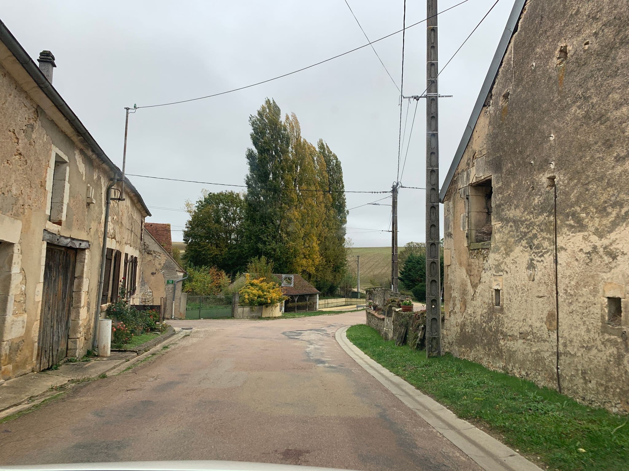 Street view near Les Semailles, Diges — © thepriben (CC BY-SA · Mapillary)