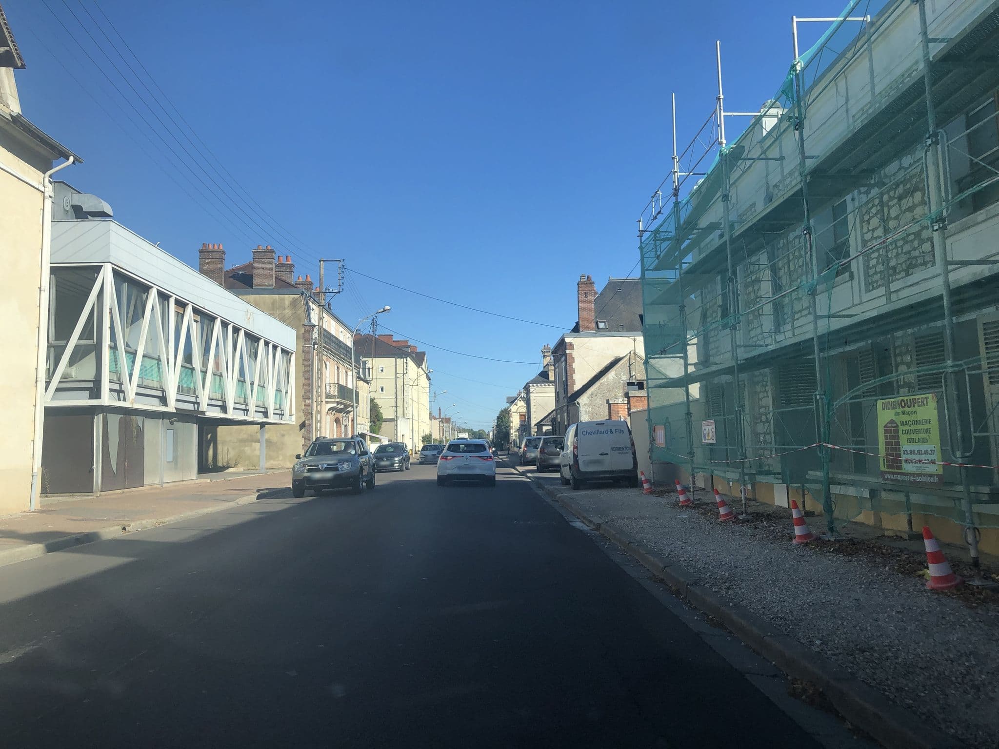 Street view near Hôtel Particulier la Gobine, Joigny — © cquest (CC BY-SA · Mapillary)