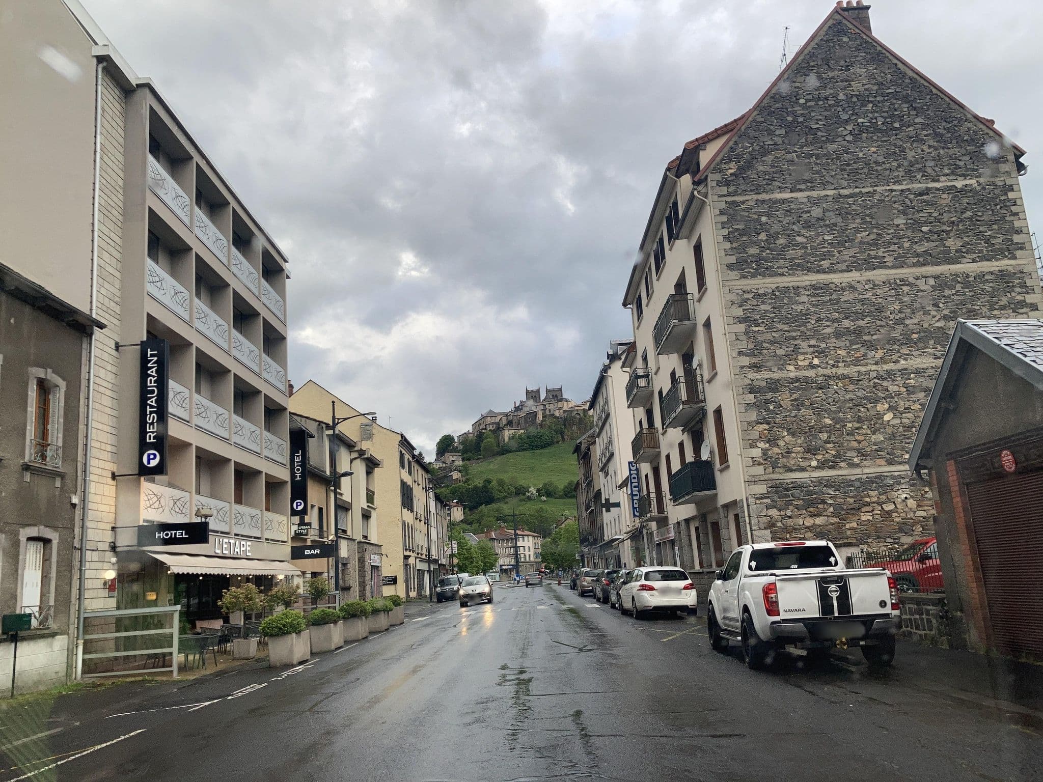 Street view near Hotel L'etape, Saint-Flour — © tasmaniadevil (CC BY-SA · Mapillary)