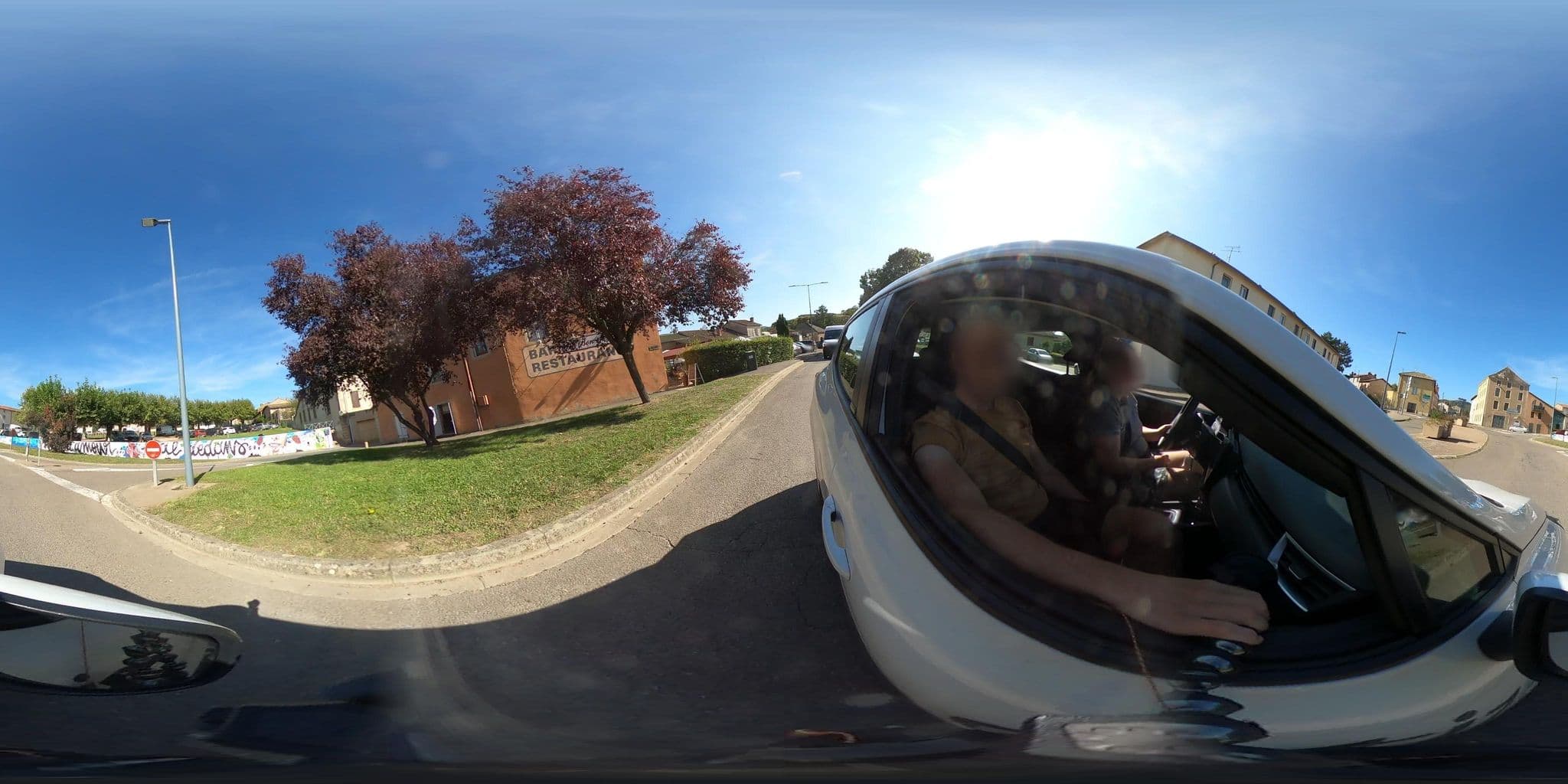 Street view near Domaine du Vernay, Cluny — © arteragence (CC BY-SA · Mapillary)