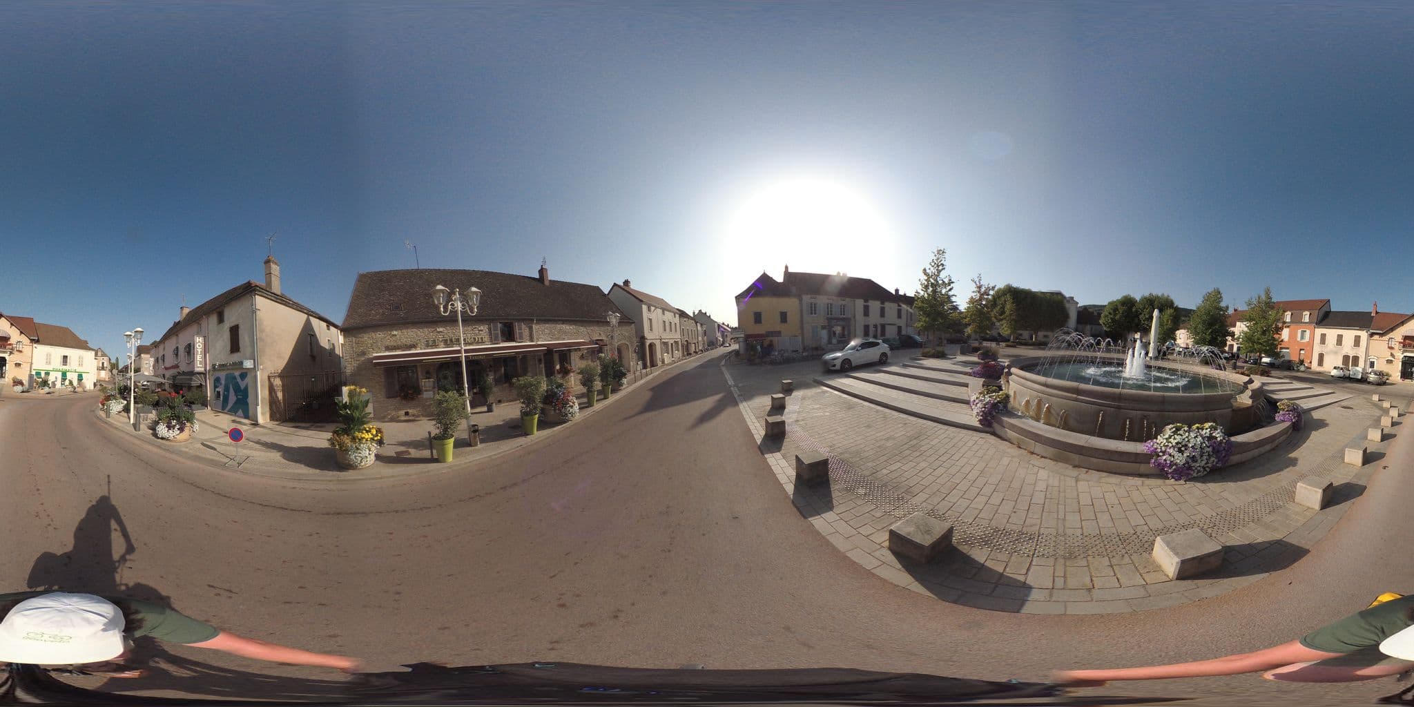 Street view near L Etape De Santenay, Chagny — © geovelo (CC BY-SA · Mapillary)