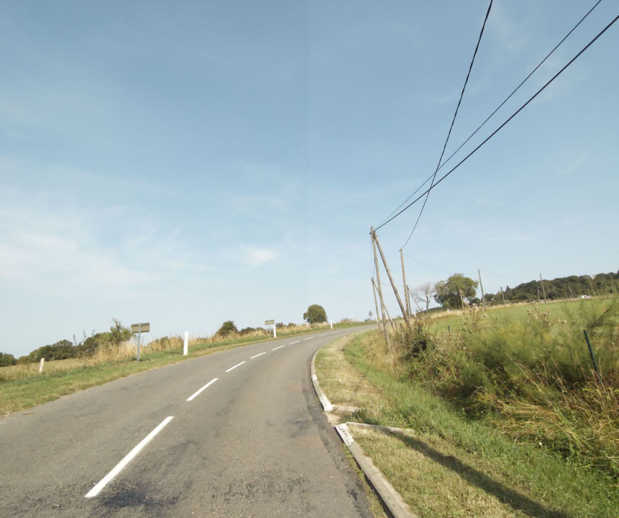 Street view near La Maison de la Colline, Tournus — © sogefi (CC BY-SA · Mapillary)