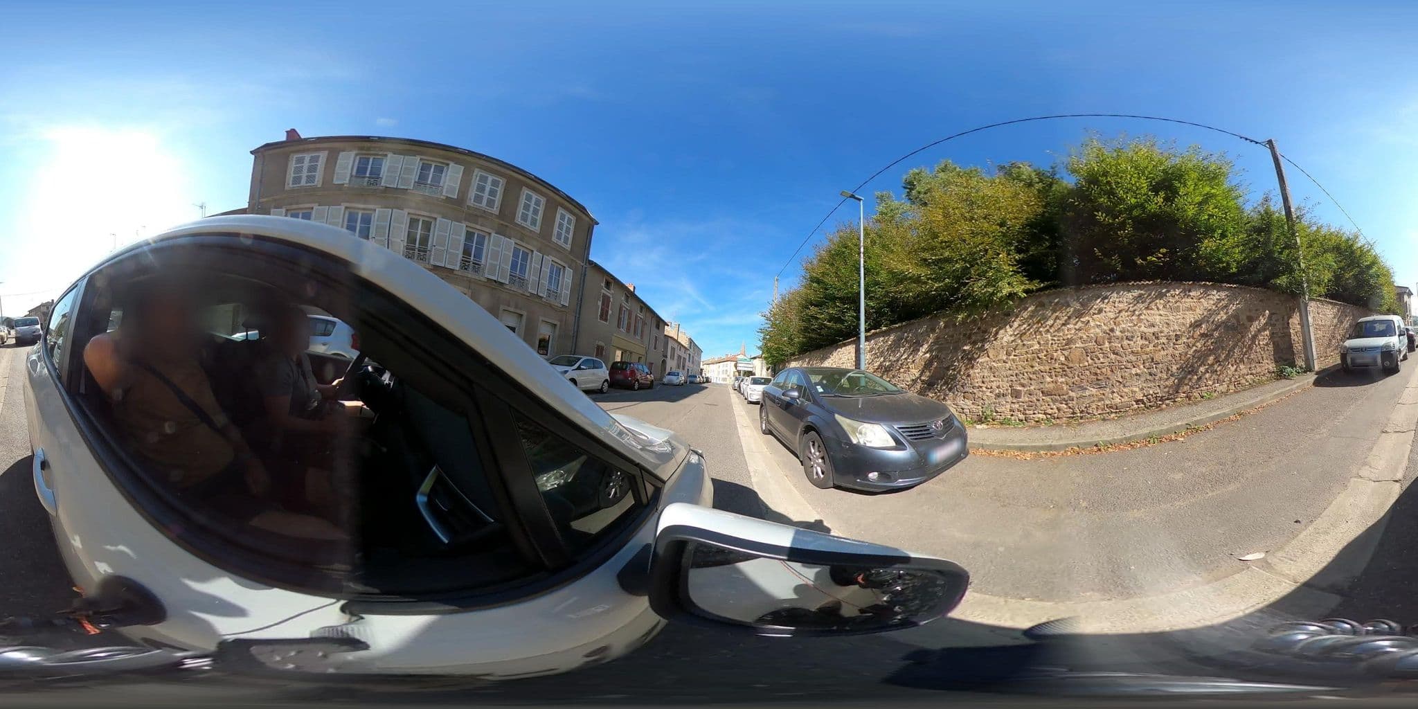 Street view near Philippe Beaulieu, Cluny — © arteragence (CC BY-SA · Mapillary)