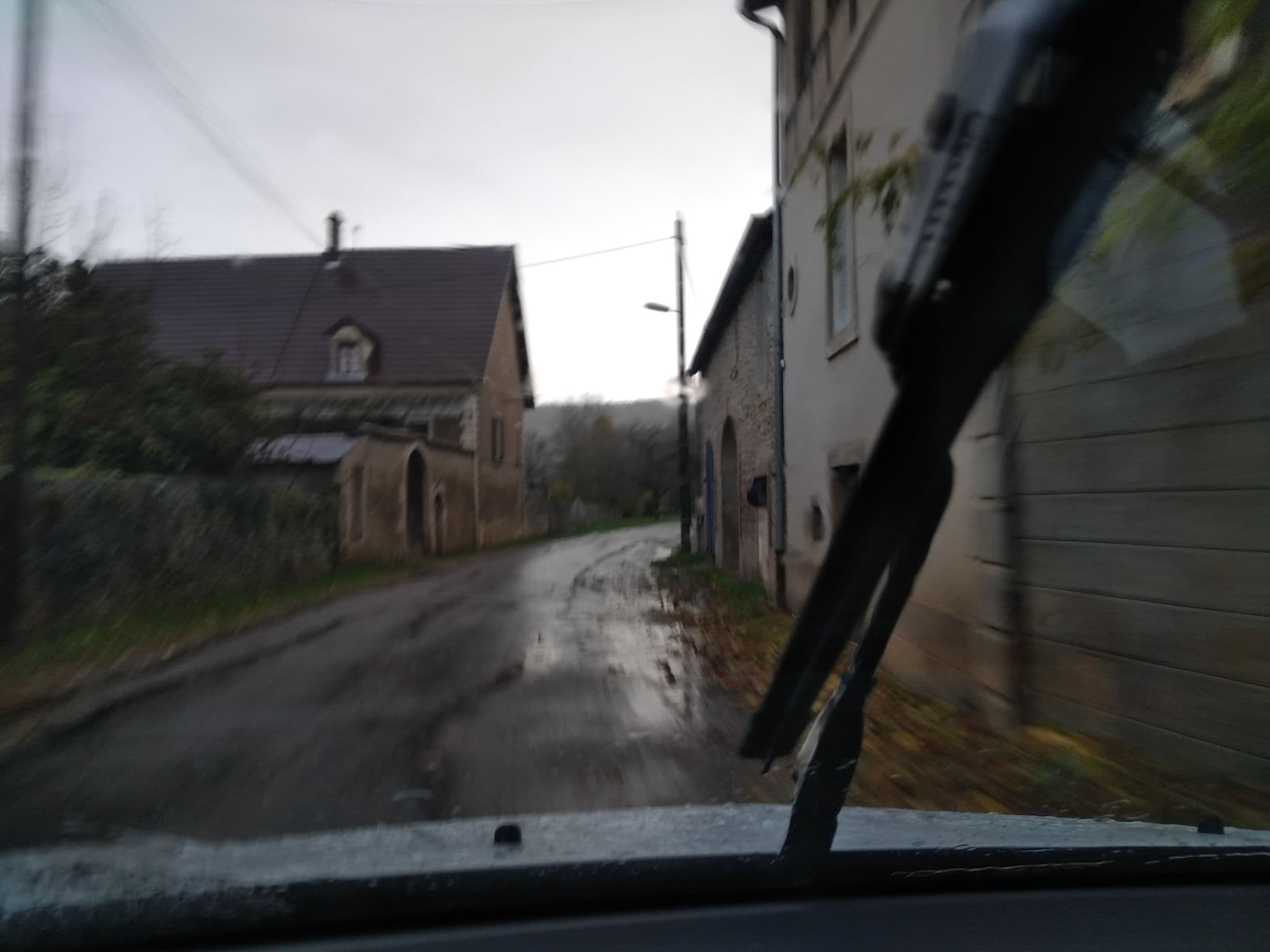 Street view near Gîte Lapiche - Cheilly lès Maranges, Rully — © nomadmapper (CC BY-SA · Mapillary)