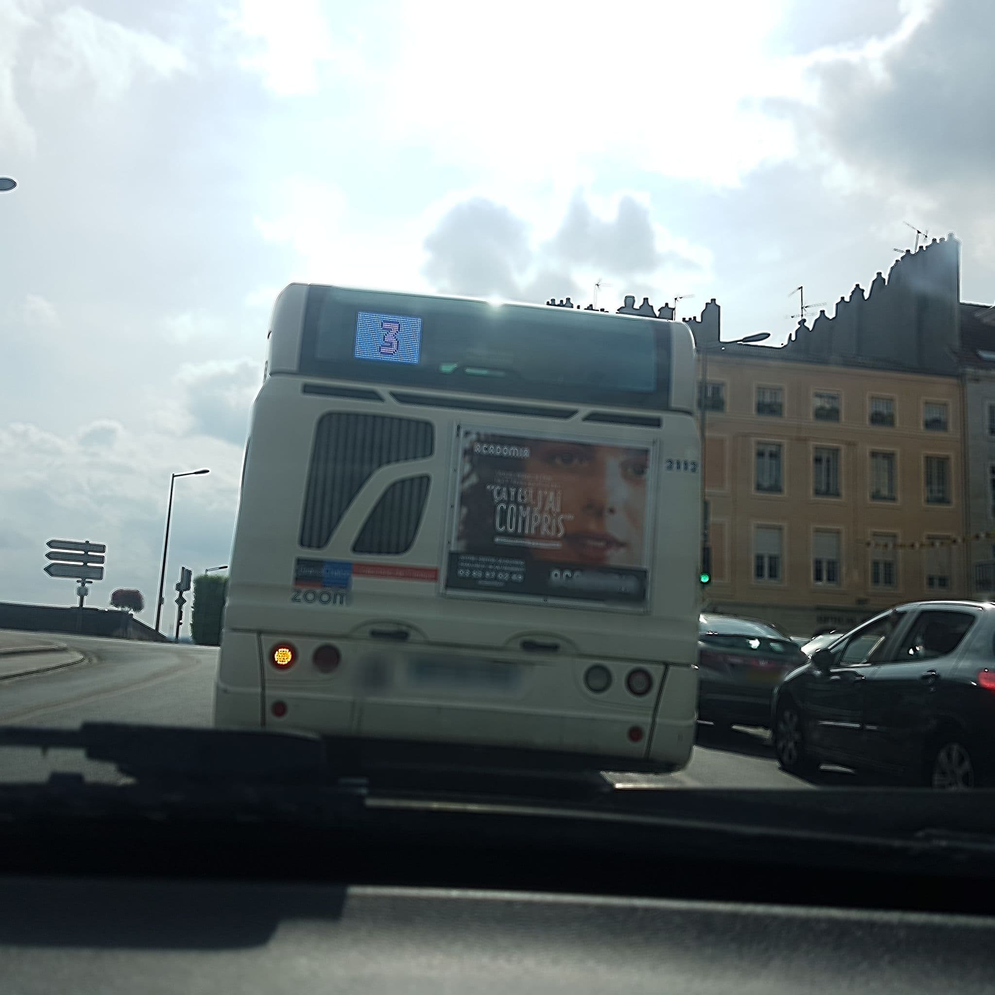 Street view near TUI STORE, Chalon-sur-Saône — © globeur (CC BY-SA · Mapillary)