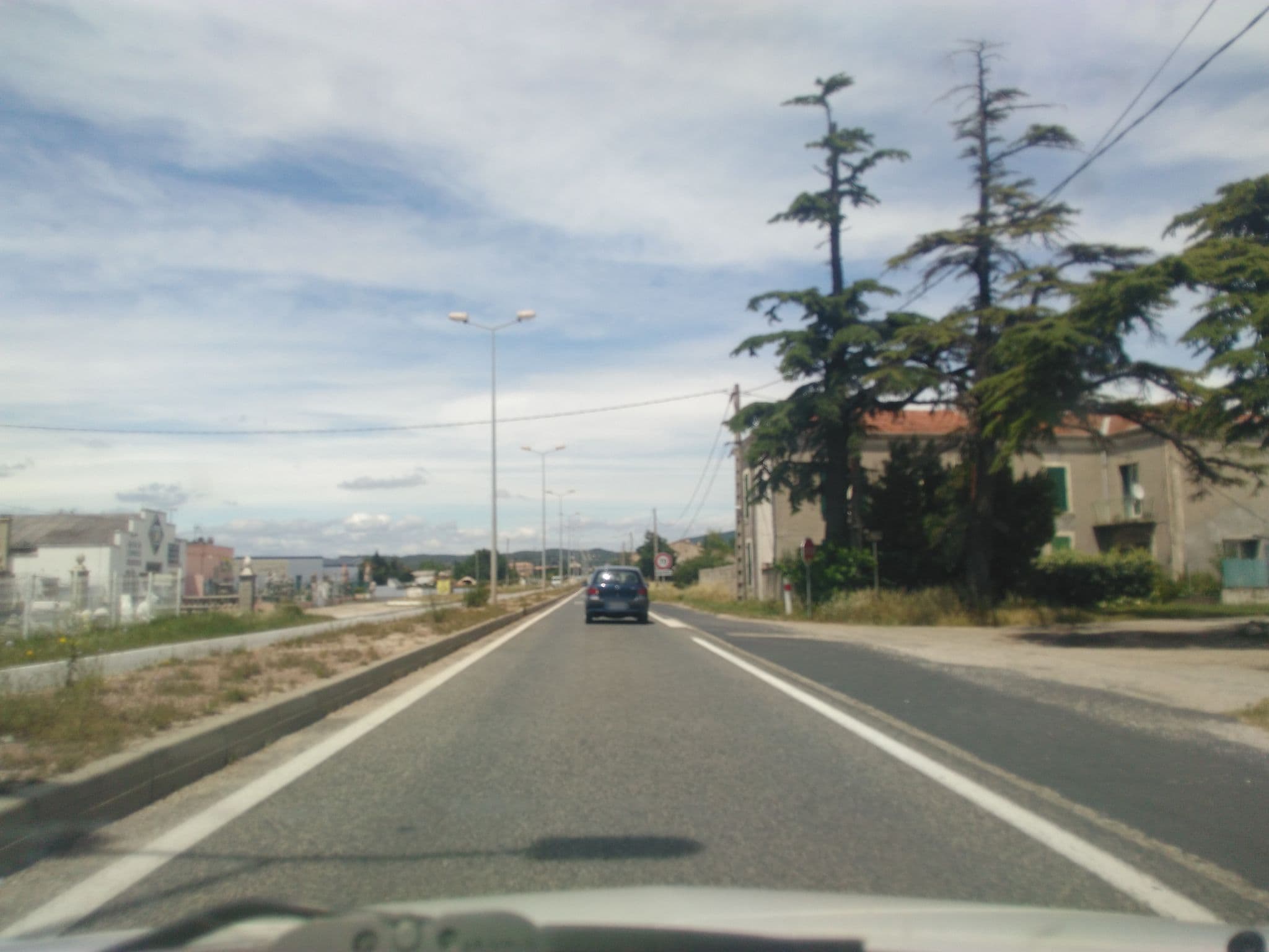 Street view near Hôtel Drom Sud, Donzère — © panieravide (CC BY-SA · Mapillary)