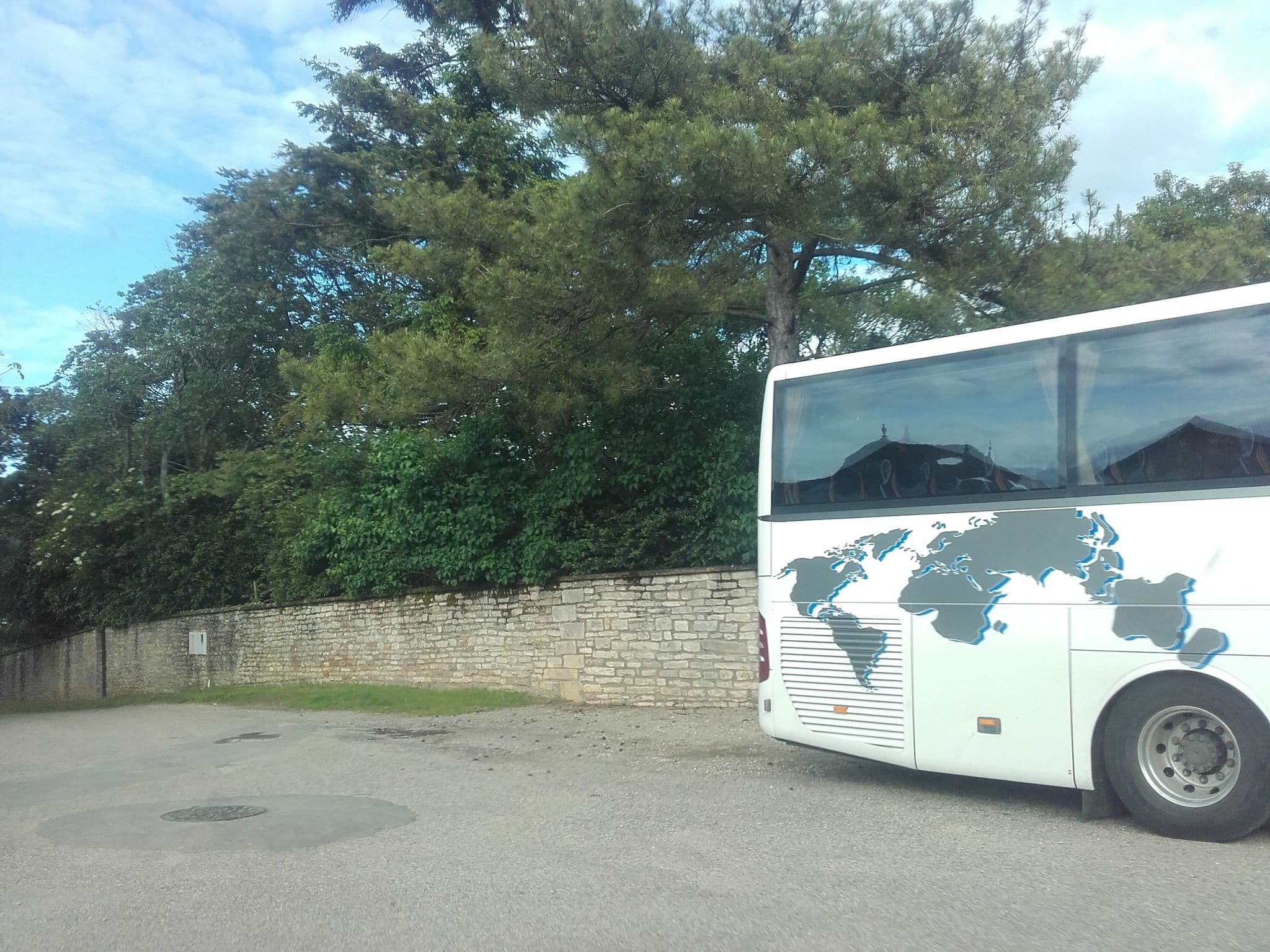 Street view near La Maison du Grand Four, Mellecey — © alexcorioze (CC BY-SA · Mapillary)
