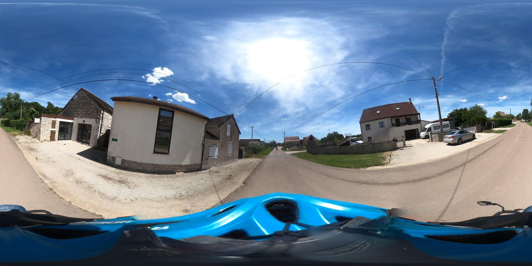 Street view near Le Barongeres, Champforgeuil — © padididejurbise (CC BY-SA · Mapillary)