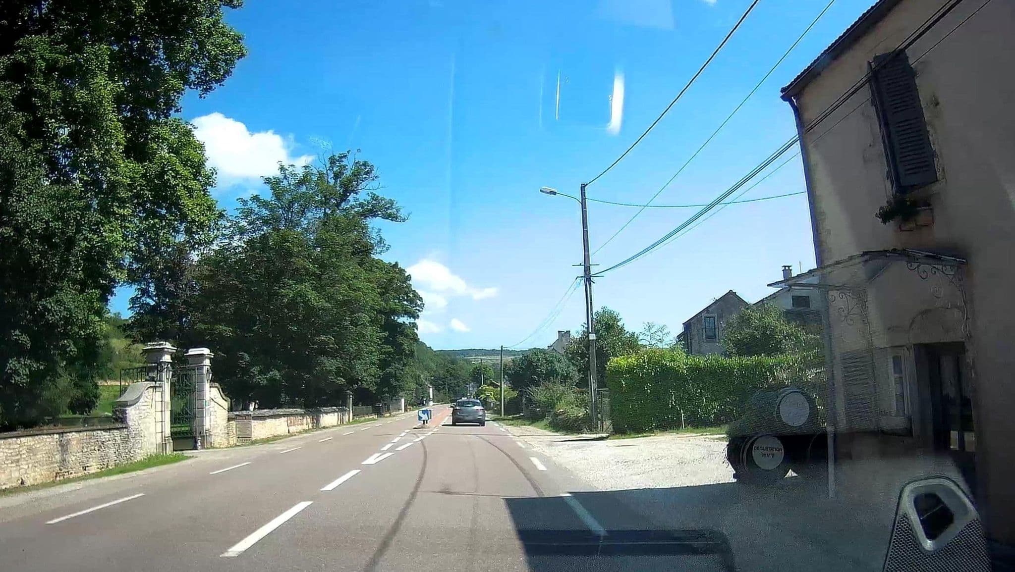 Street view near Château de Melin, Meursault — © micmin1972 (CC BY-SA · Mapillary)