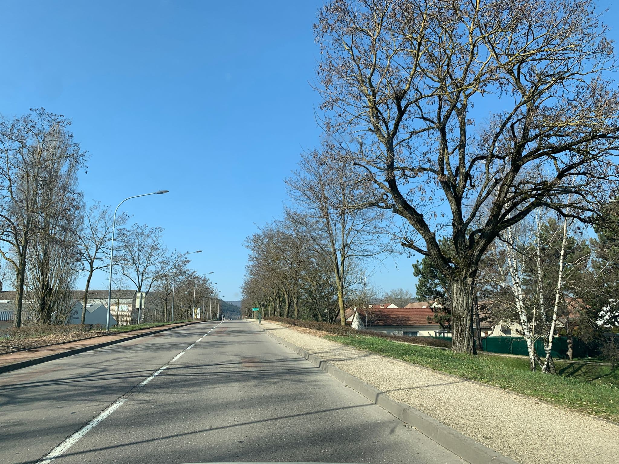 Street view near Hôtel Restaurant Inter-Hotel le Saint Georges, Nuits-Saint-Georges — © thepriben (CC BY-SA · Mapillary)