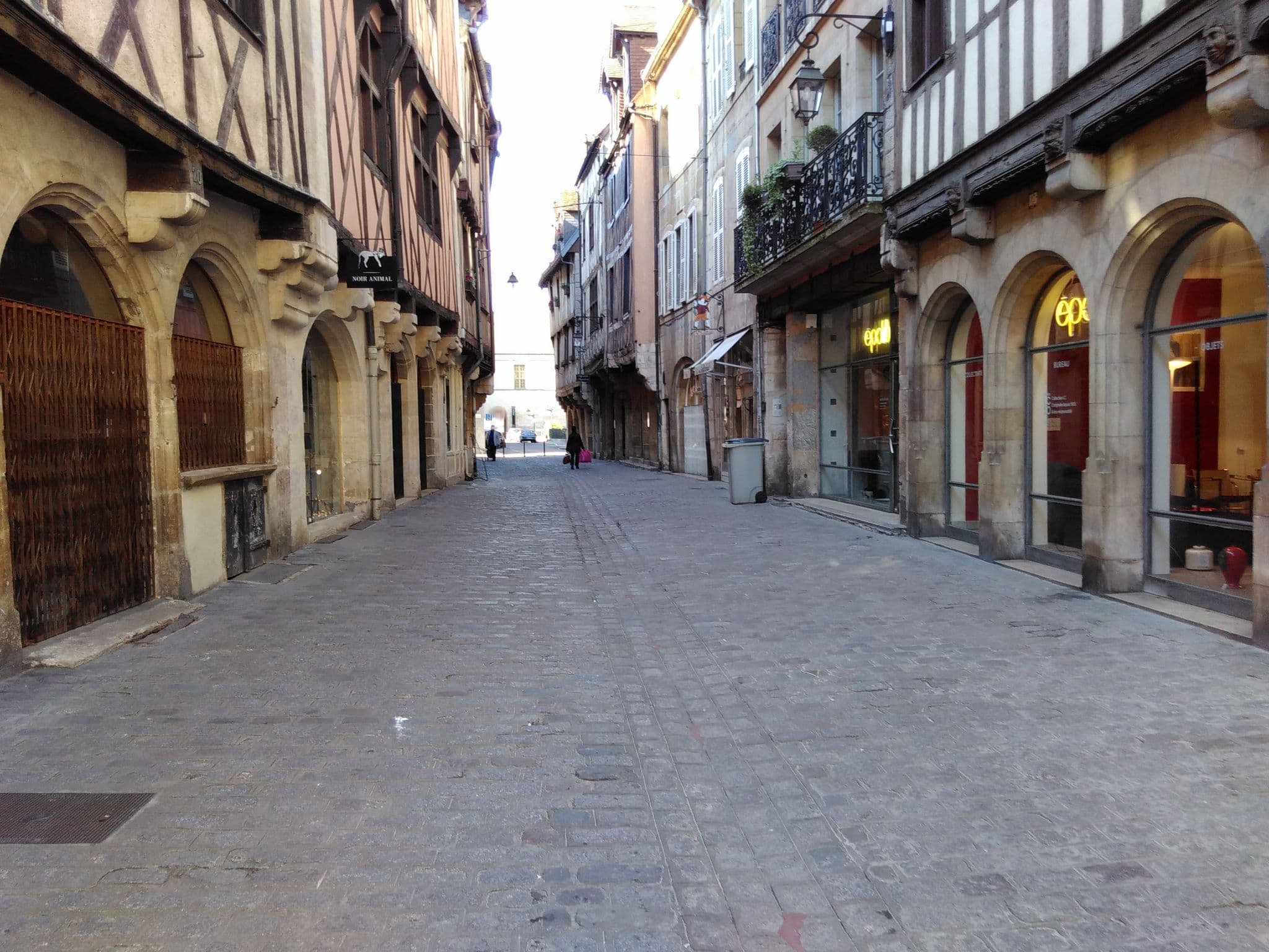 Street view near Chouet'appart, Dijon — © lto (CC BY-SA · Mapillary)