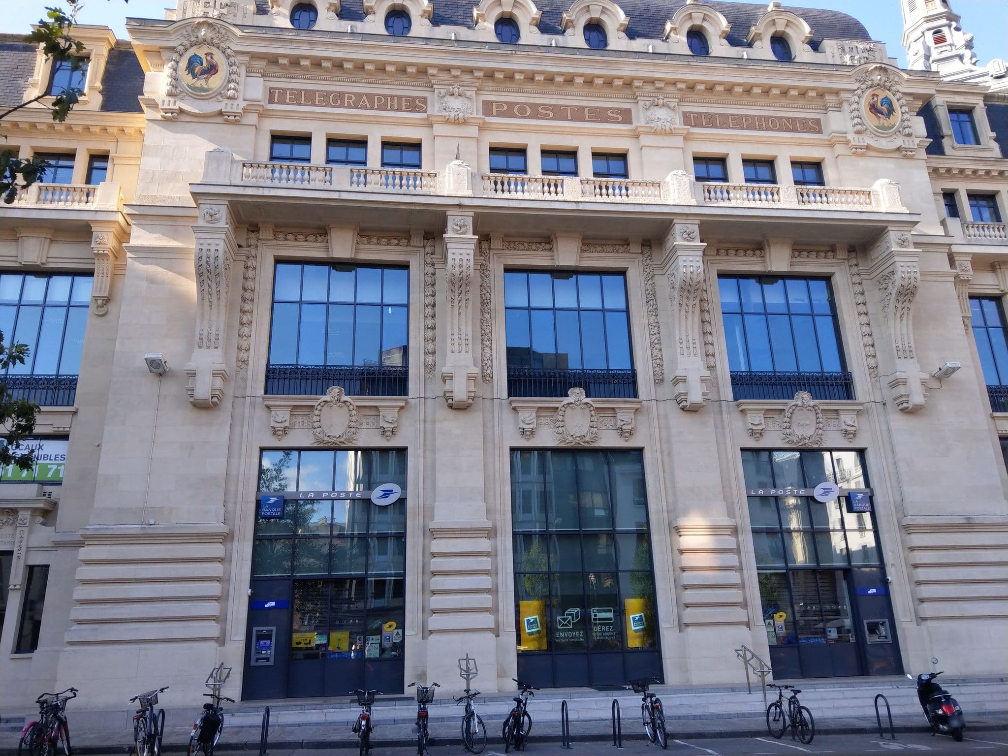 Street view near hôtel B&B, Dijon — © 5rmft (CC BY-SA · Mapillary)