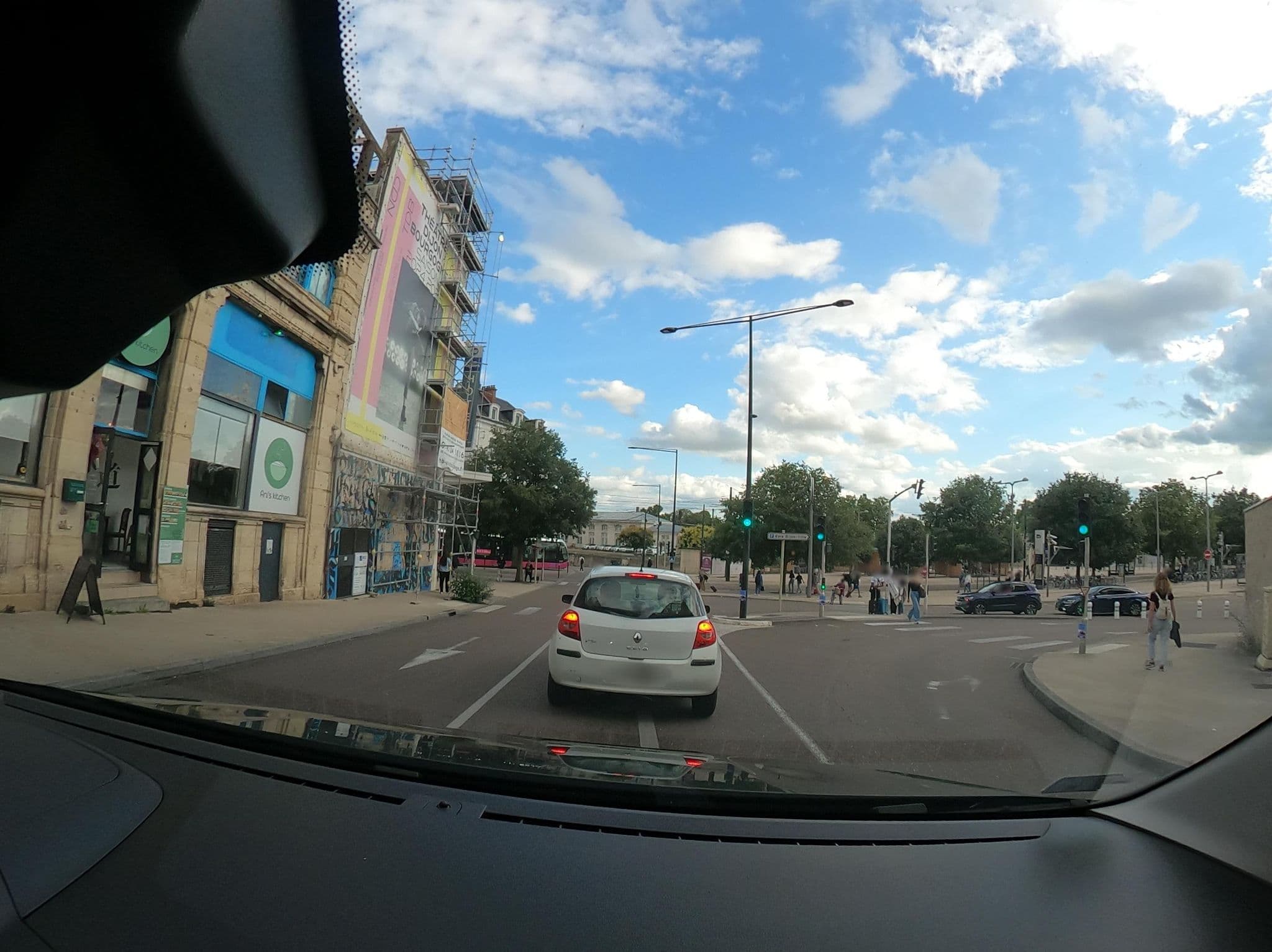 Street view near Nomad Hotel, Dijon — © vst (CC BY-SA · Mapillary)