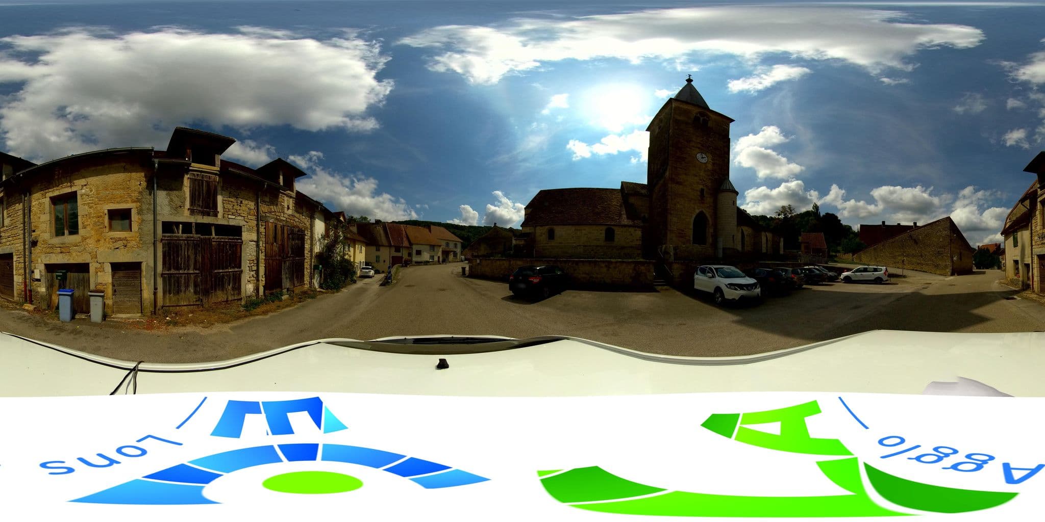 Street view near Domaine du Val de Sorne, Perrigny — © mnicolas (CC BY-SA · Mapillary)
