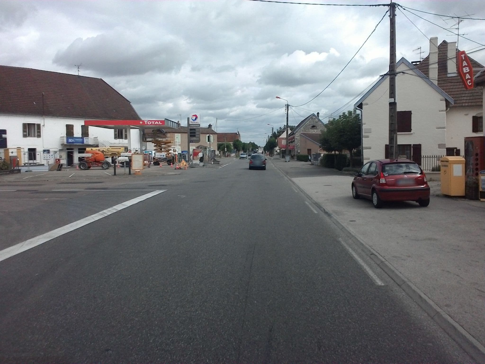 Street view near Hôtel Restaurant le Parcey, Choisey — © mprins (CC BY-SA · Mapillary)