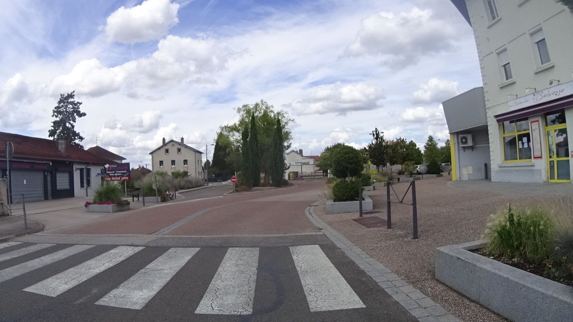 Street view near La Belle Epoque, Damparis — © ramap (CC BY-SA · Mapillary)