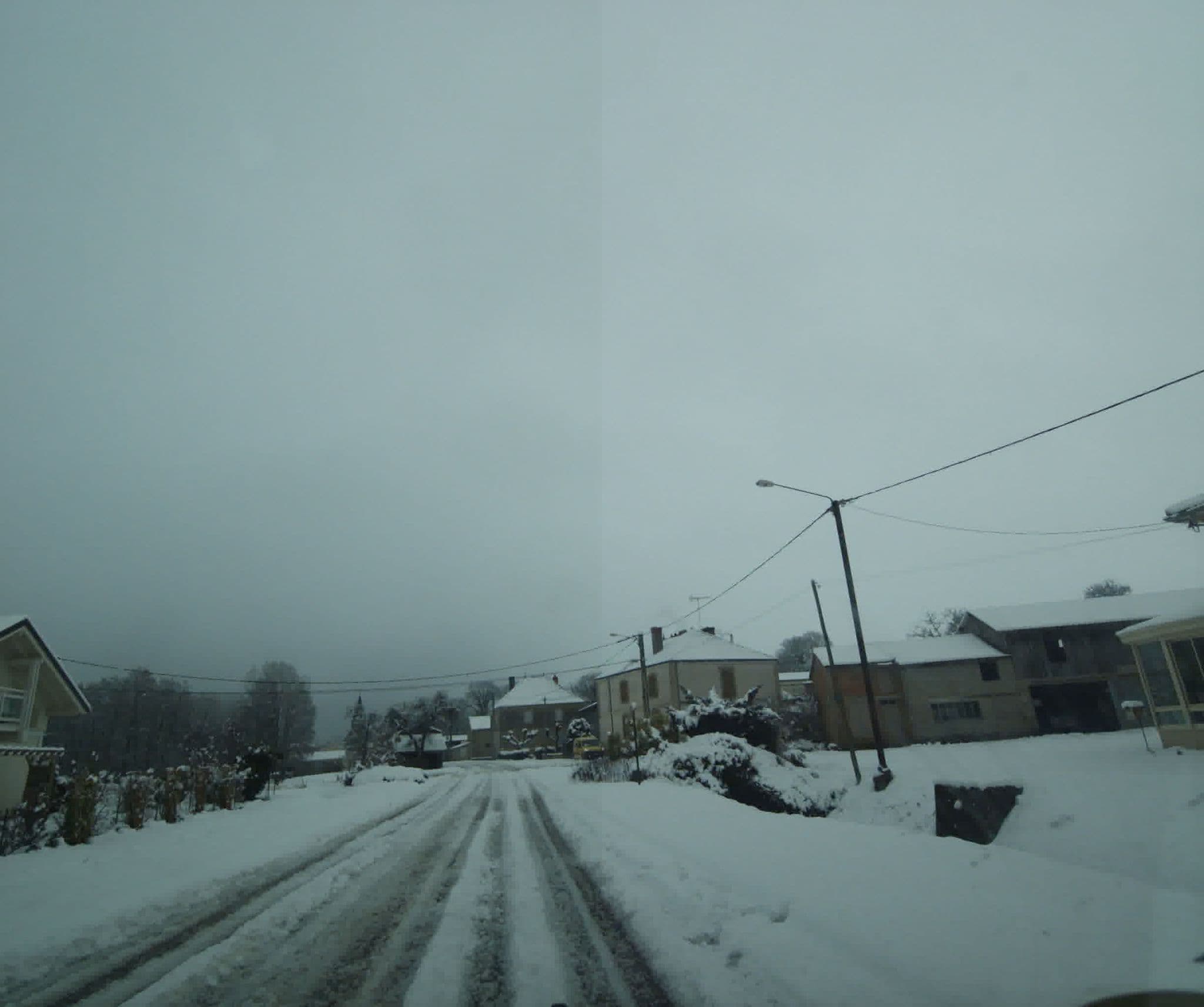 Street view near Le gite de Braucourt, Montier-en-Der — © sogefi (CC BY-SA · Mapillary)