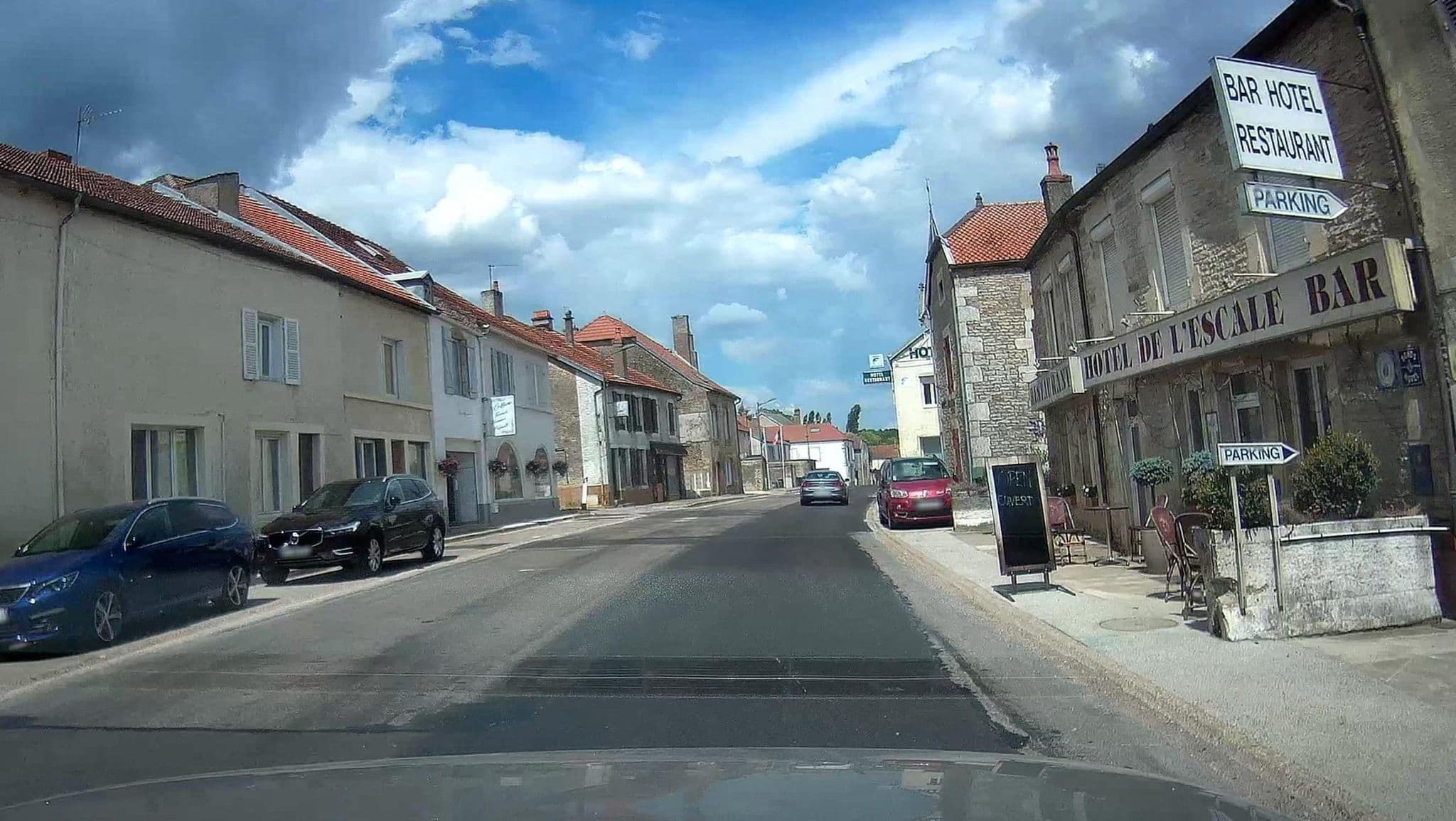 Street view near L ESCALE, Chalindrey — © micmin1972 (CC BY-SA · Mapillary)