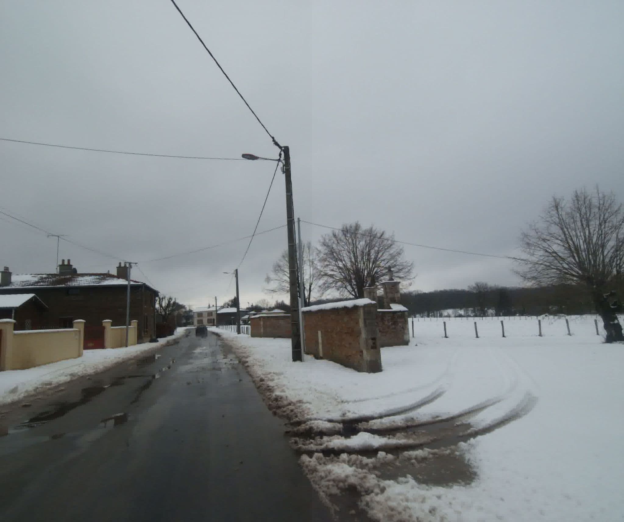 Street view near Centre Equestre De La Contance, Wassy — © sogefi (CC BY-SA · Mapillary)