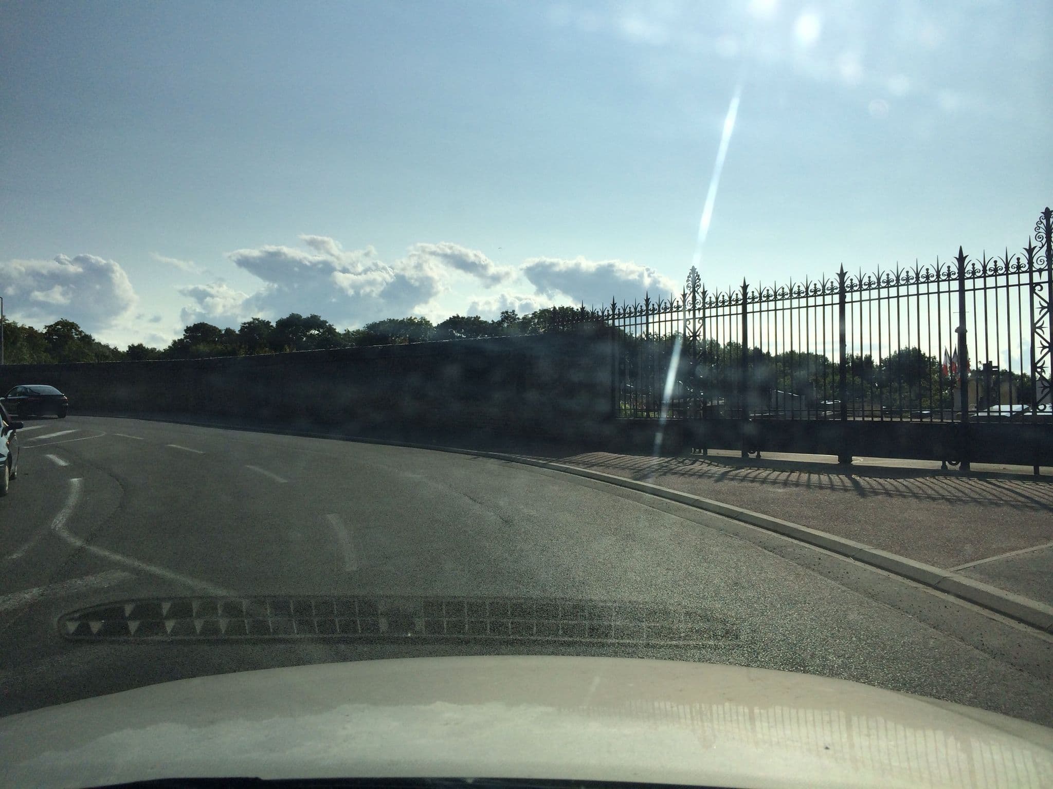 Street view near Les Granges du Clos 2 étoiles, Courseulles-sur-Mer — © cquest (CC BY-SA · Mapillary)
