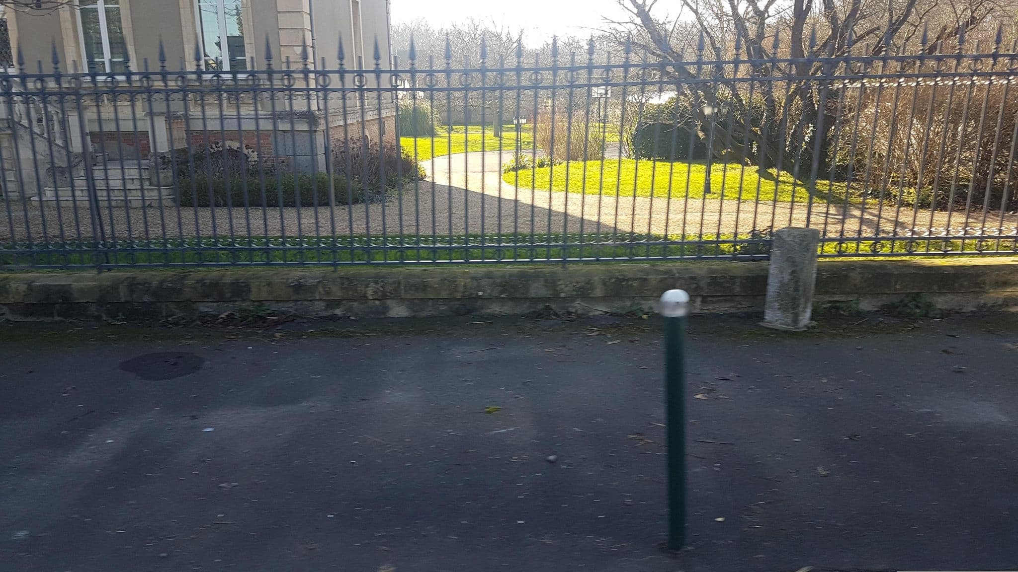 Street view near La Maison de Séraphin, Ranville — © cartocite (CC BY-SA · Mapillary)