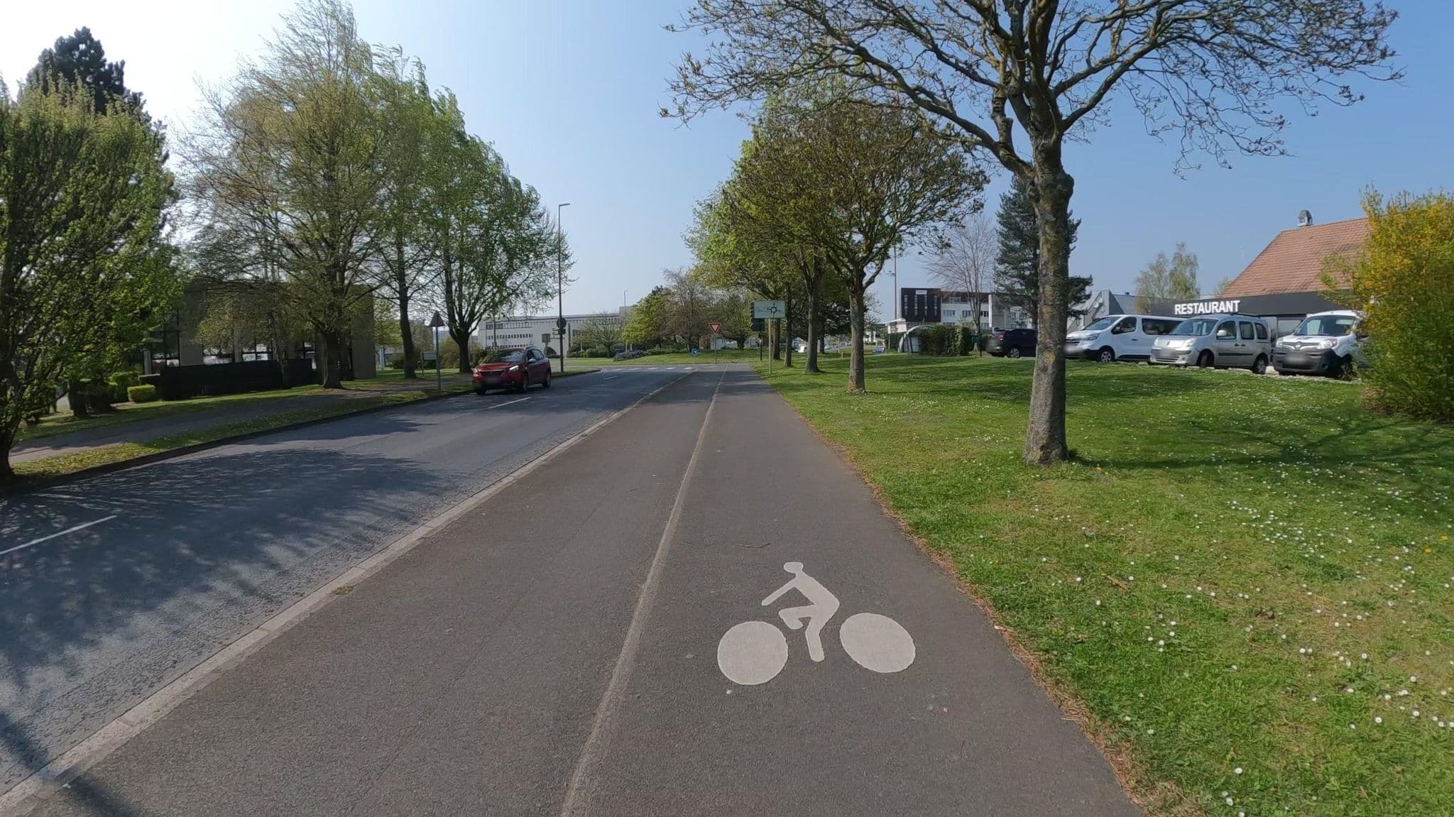 Street view near Kyriad Caen Nord - Mémorial, Saint-Contest — © Nzau (CC BY-SA · Mapillary)