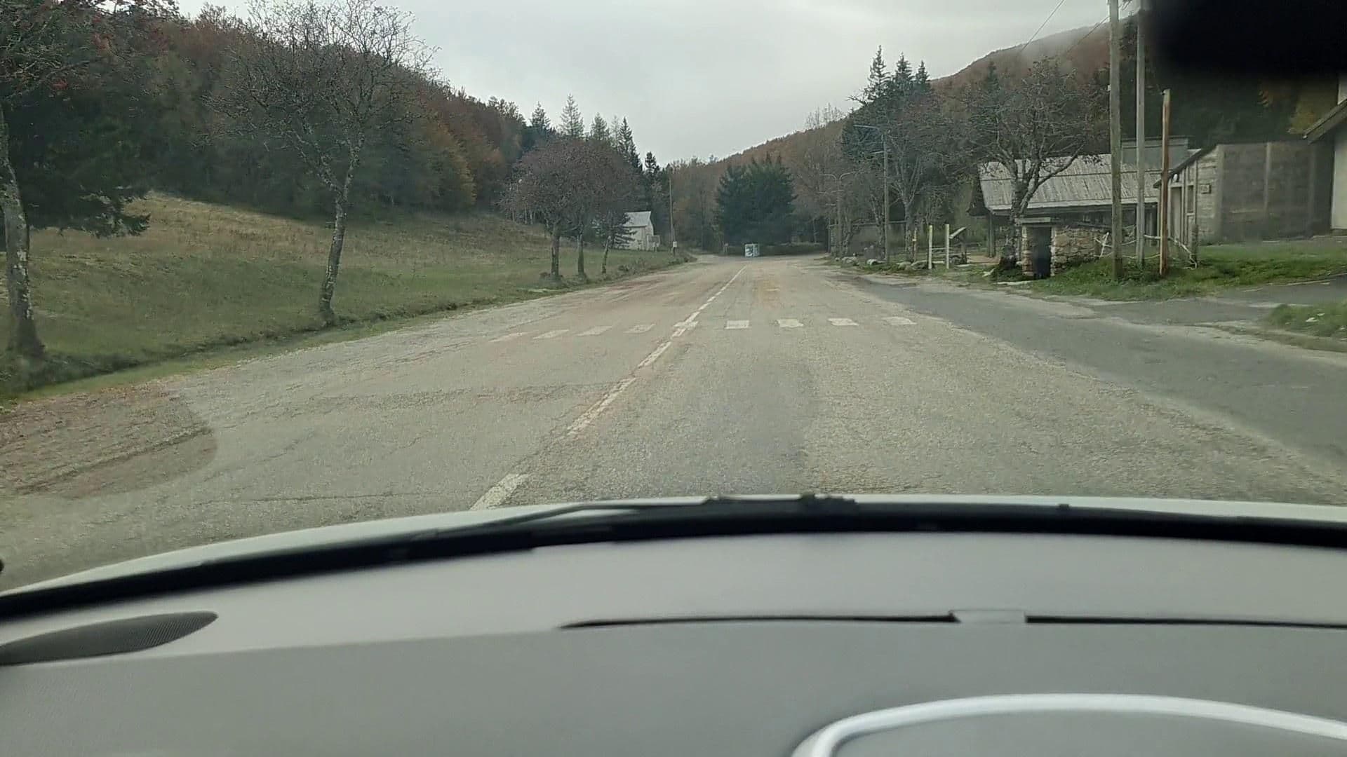 Street view near Espérou accueil, Valleraugue — © si3p0 (CC BY-SA · Mapillary)