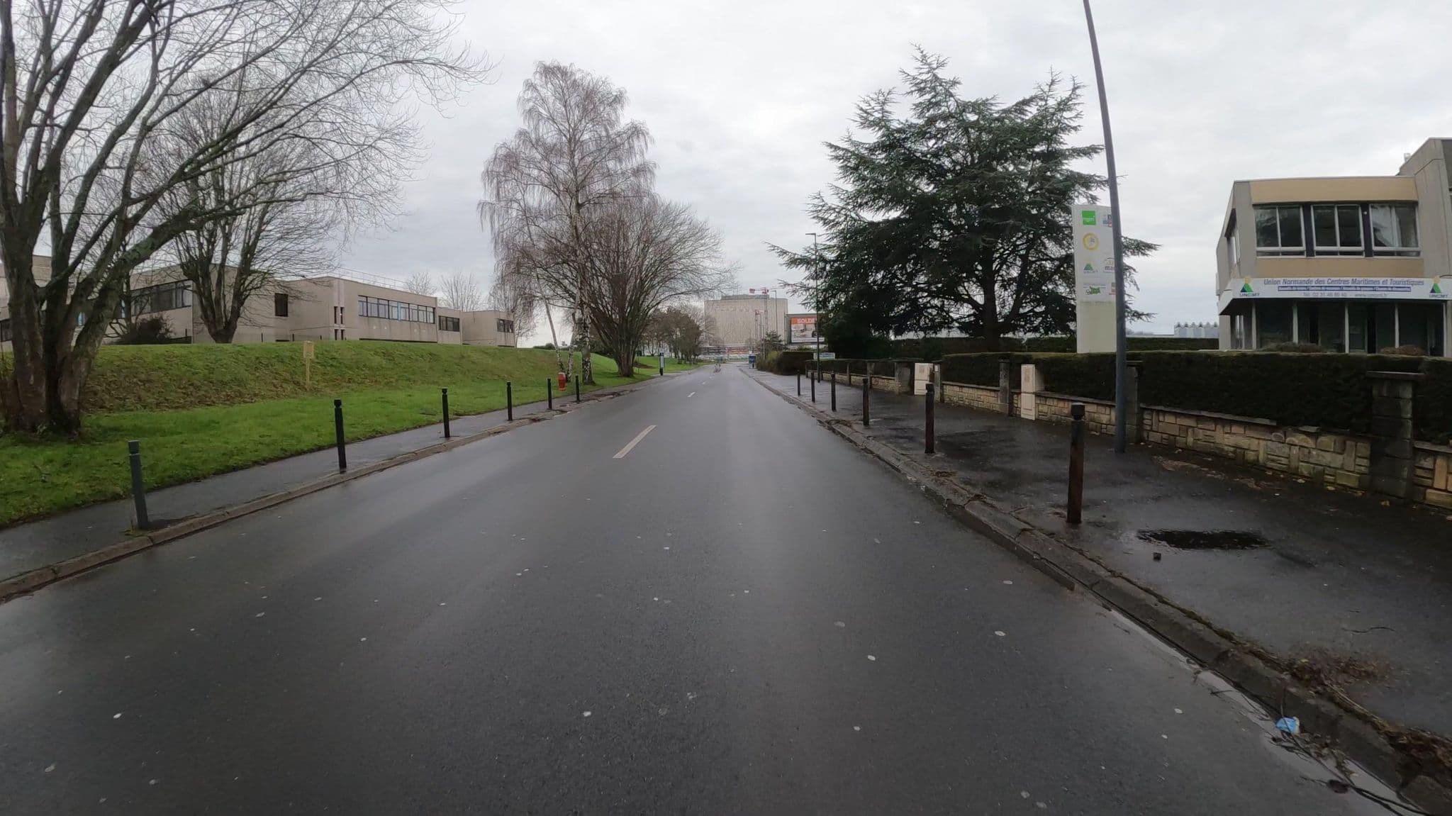 Street view near UNCMT, Caen — © Nzau (CC BY-SA · Mapillary)