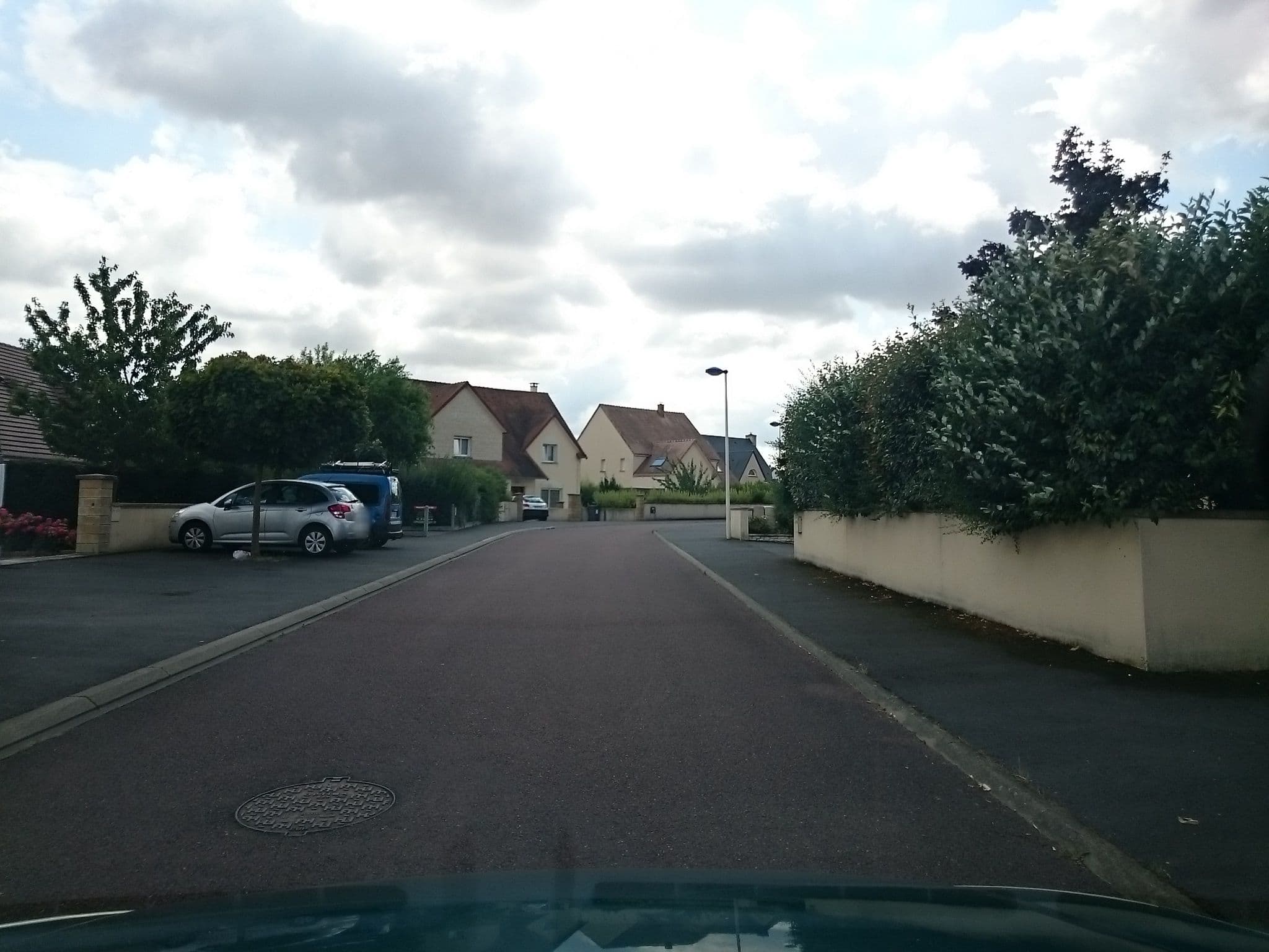 Street view near Petit Dejeuner, Ifs — © luigi14 (CC BY-SA · Mapillary)