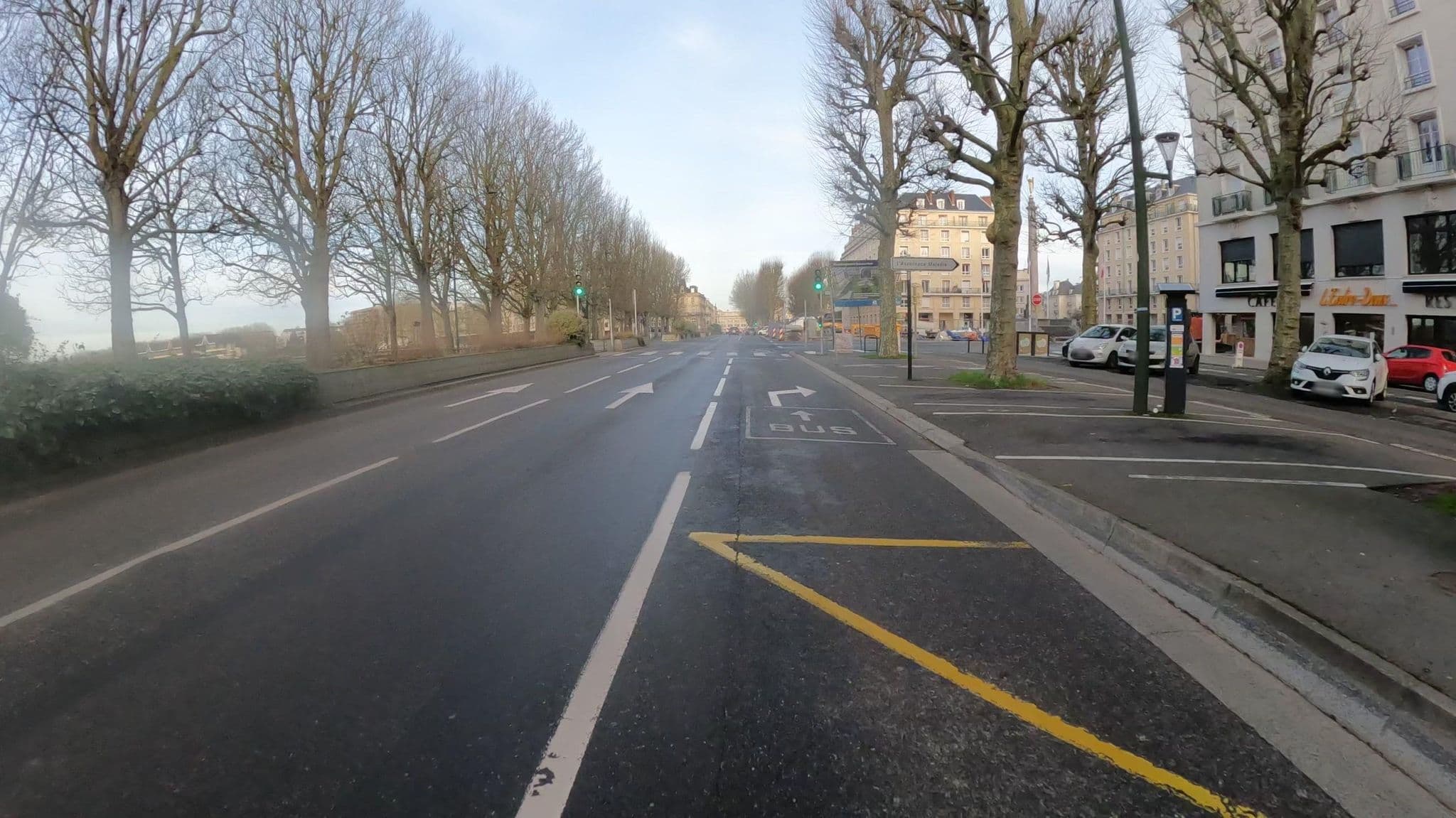 Street view near Best Western Plus Hôtel Malherbe, Caen — © Nzau (CC BY-SA · Mapillary)