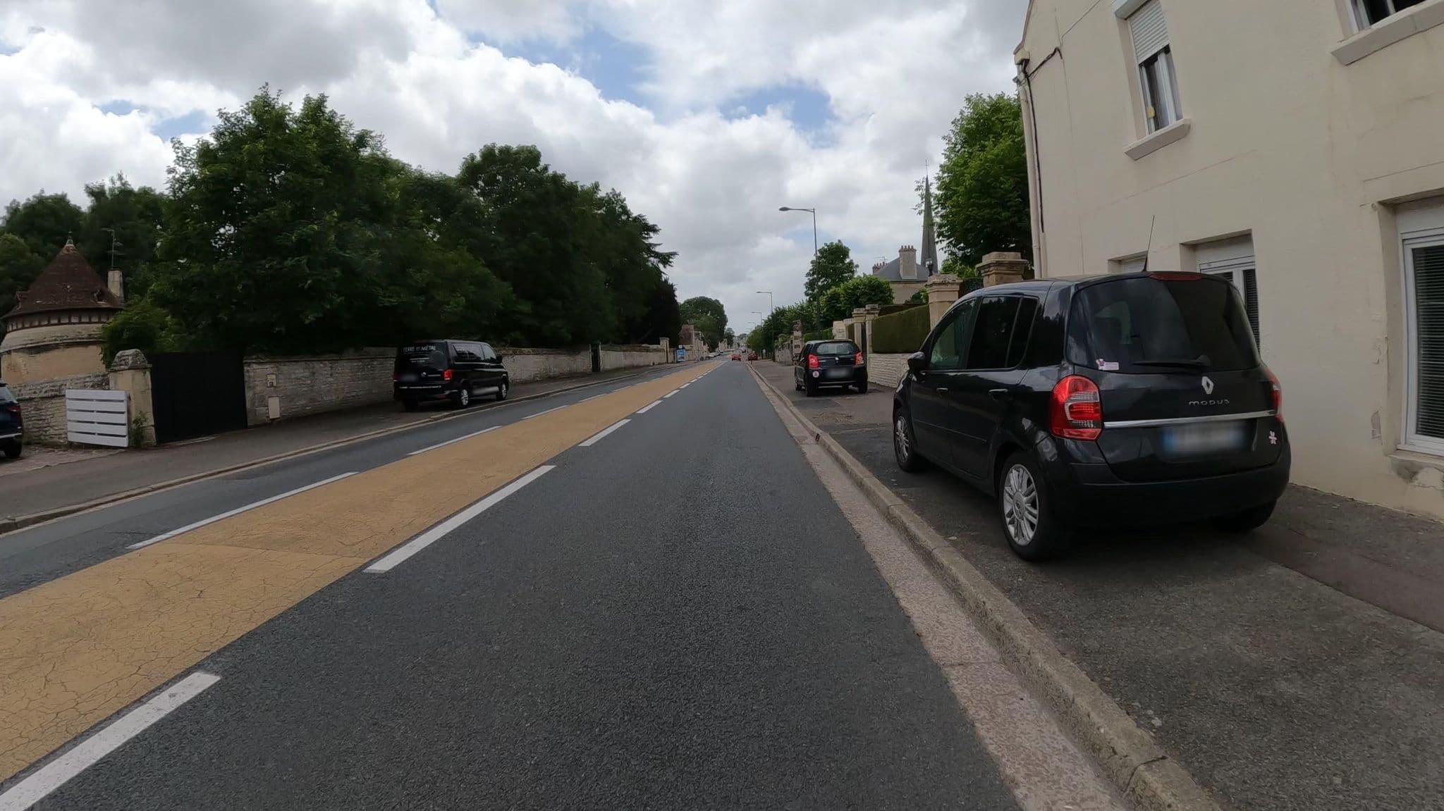 Street view near Le Vieux Rosier Gîte Caen Bretteville sur Odon, Bretteville-sur-Odon — © Nzau (CC BY-SA · Mapillary)