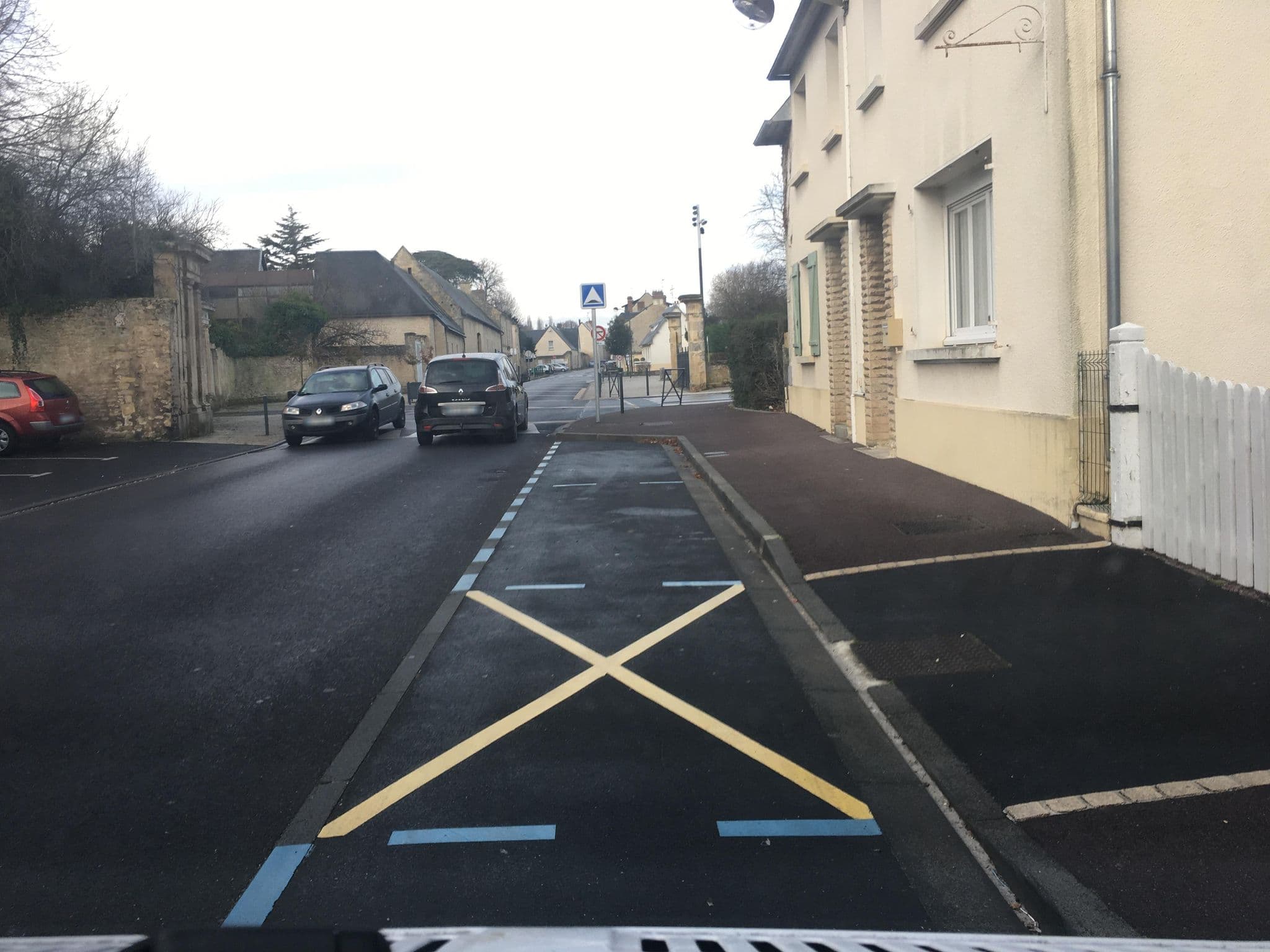 Street view near Ibis Caen Porte de Bretagne, Bretteville-l'Orgueilleuse — © raymond (CC BY-SA · Mapillary)