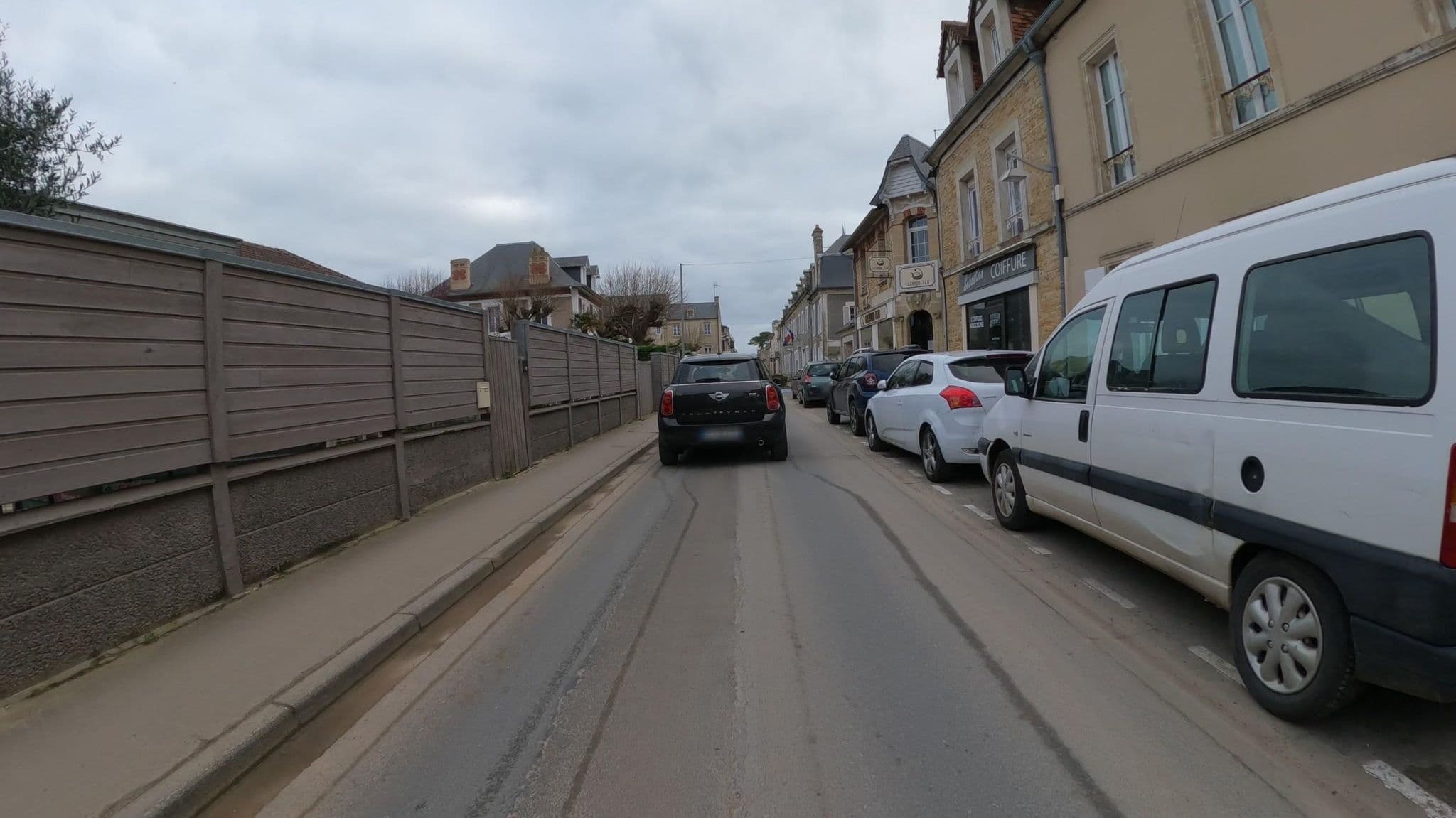 Street view near Loft Rue de la Mer, Luc-sur-Mer — © Nzau (CC BY-SA · Mapillary)