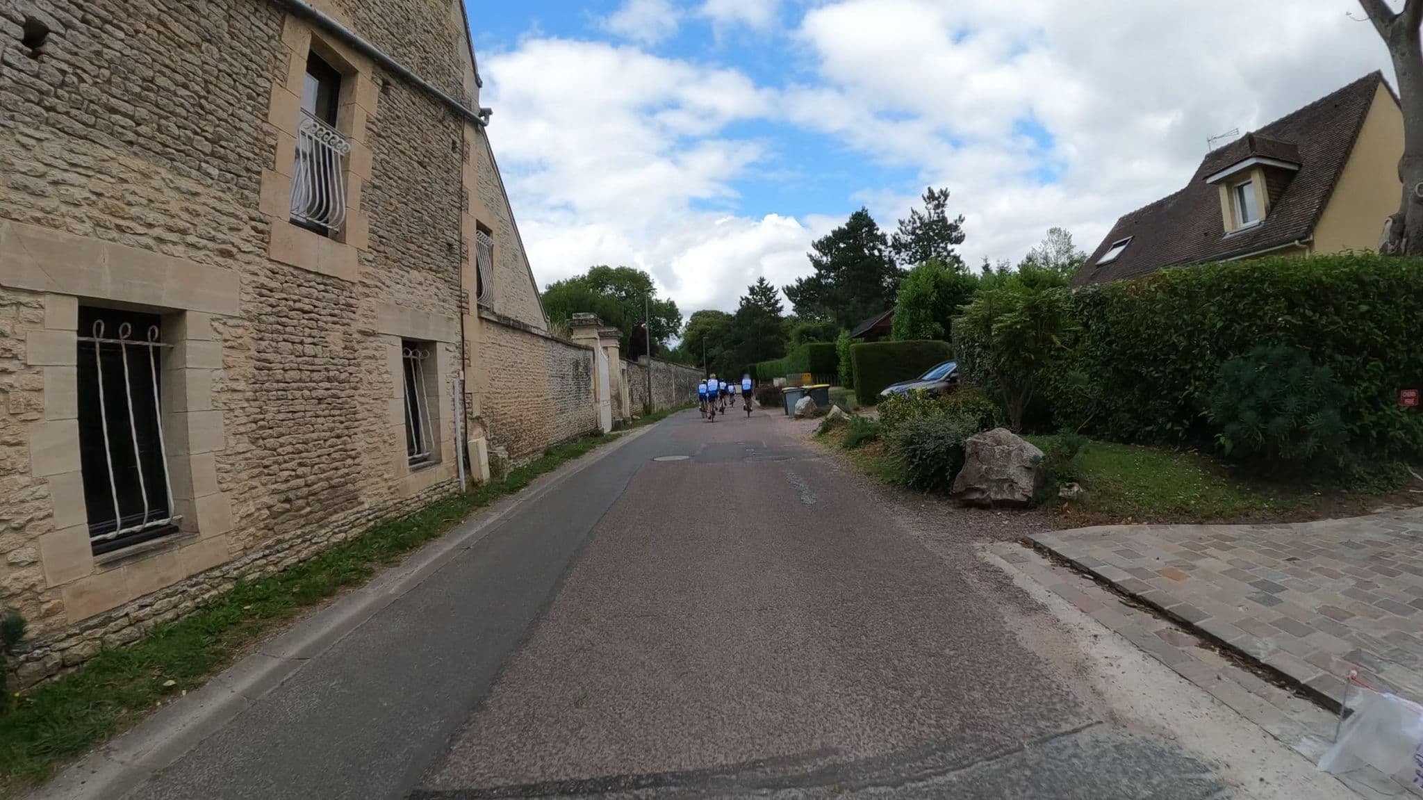 Street view near Chambres Rosel, Cairon — © Nzau (CC BY-SA · Mapillary)
