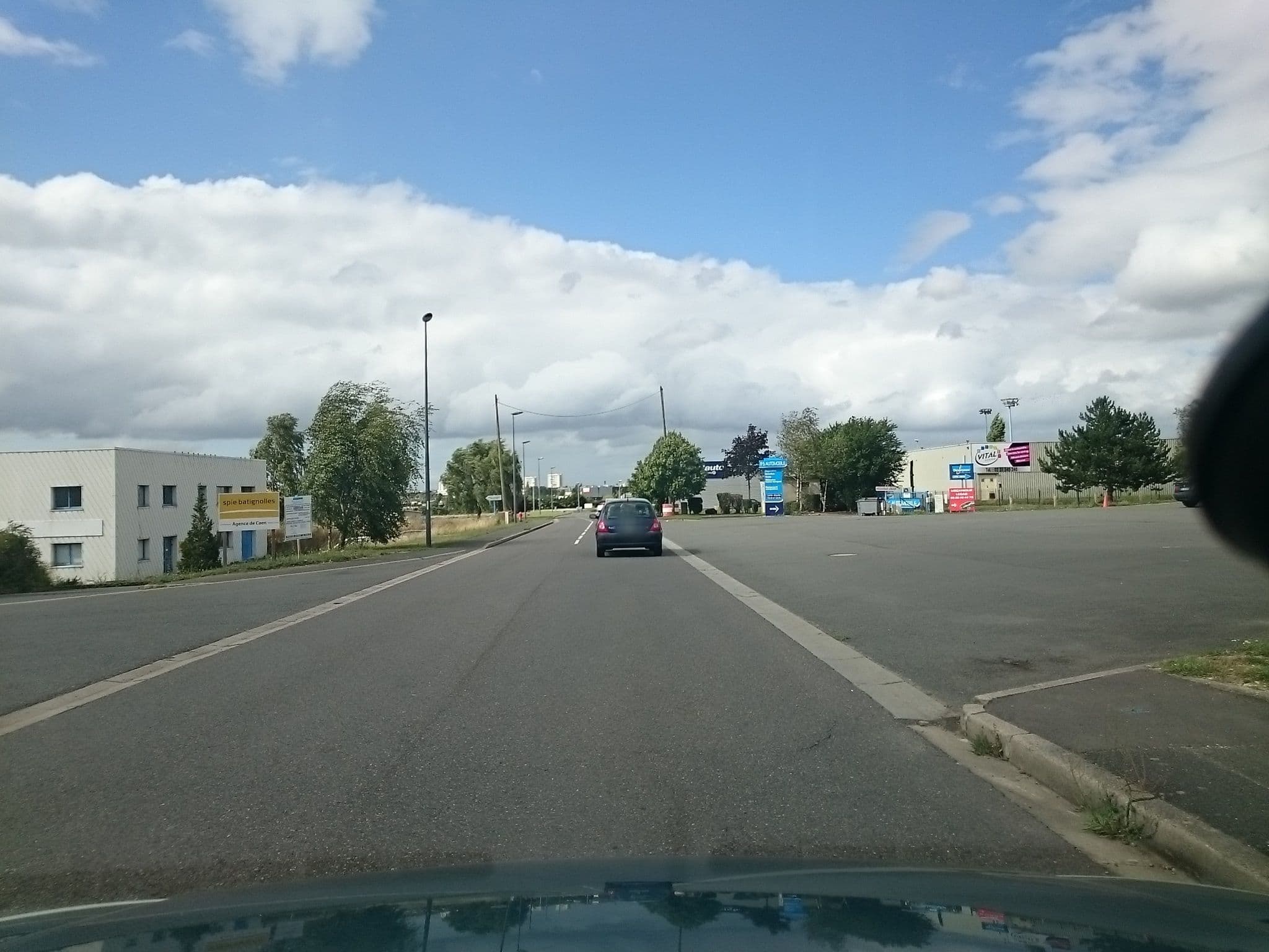 Street view near Le Cerbere, Ifs — © luigi14 (CC BY-SA · Mapillary)