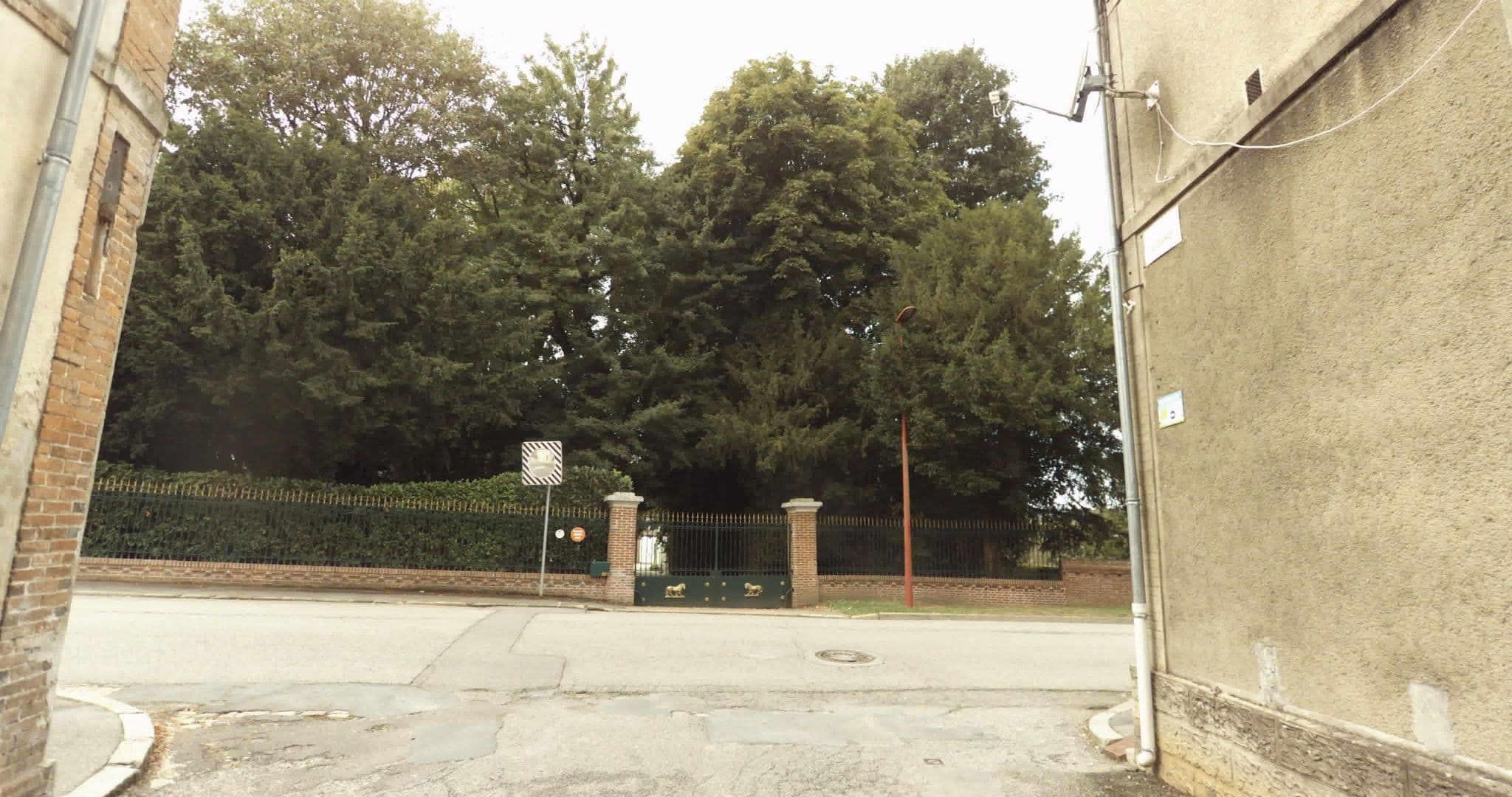 Street view near Castel Morphée, Gacé — © sogefi (CC BY-SA · Mapillary)