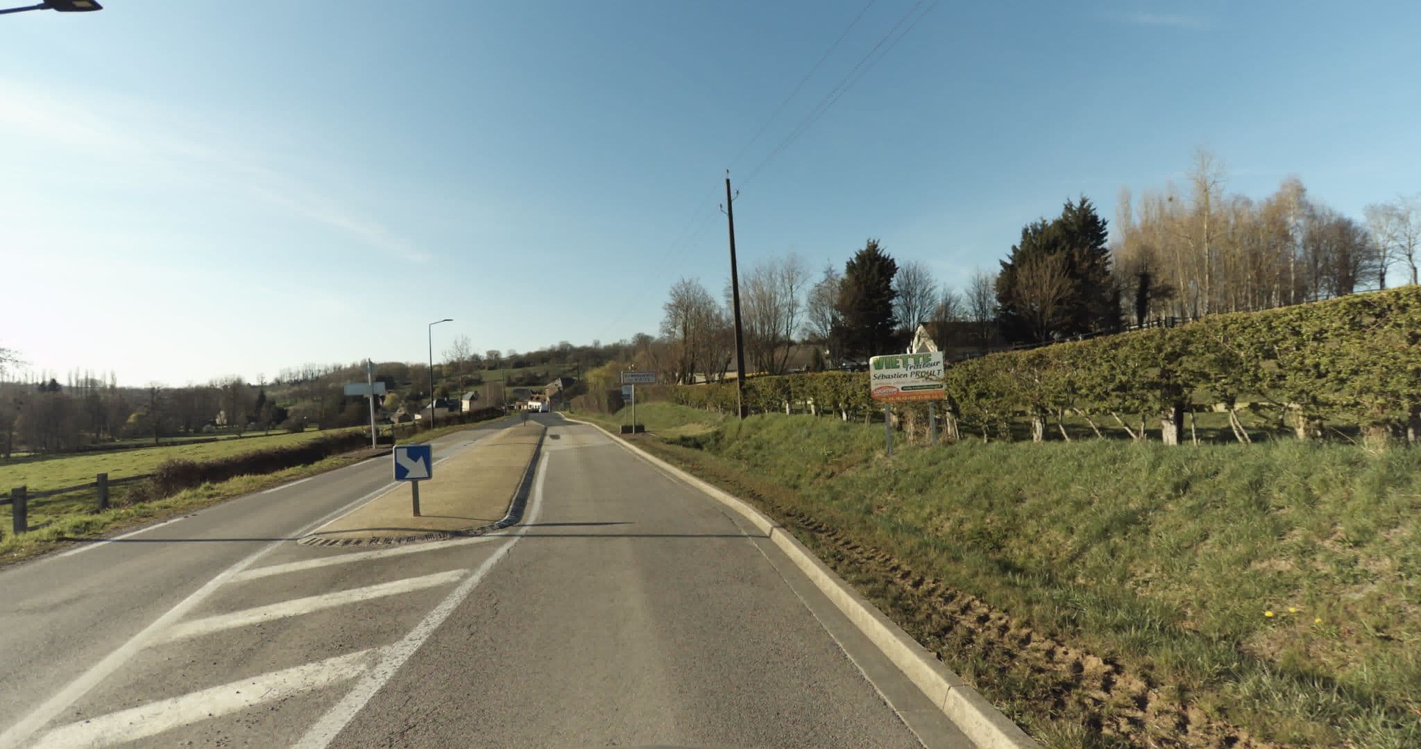 Street view near Les Pommiers, Livarot — © sogefi (CC BY-SA · Mapillary)