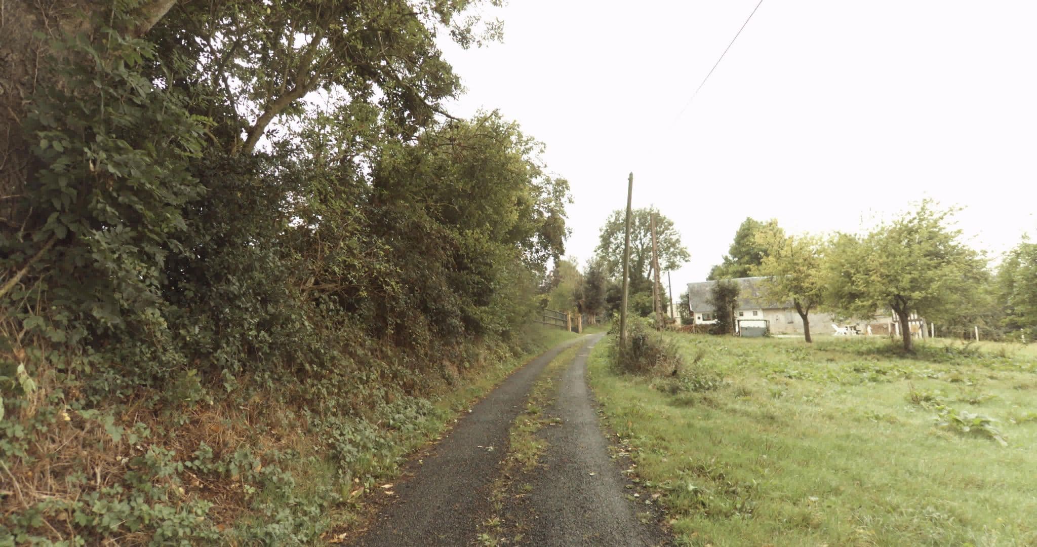 Street view near Chambres d'hotes le Haut de la Tuilerie, Vimoutiers — © sogefi (CC BY-SA · Mapillary)