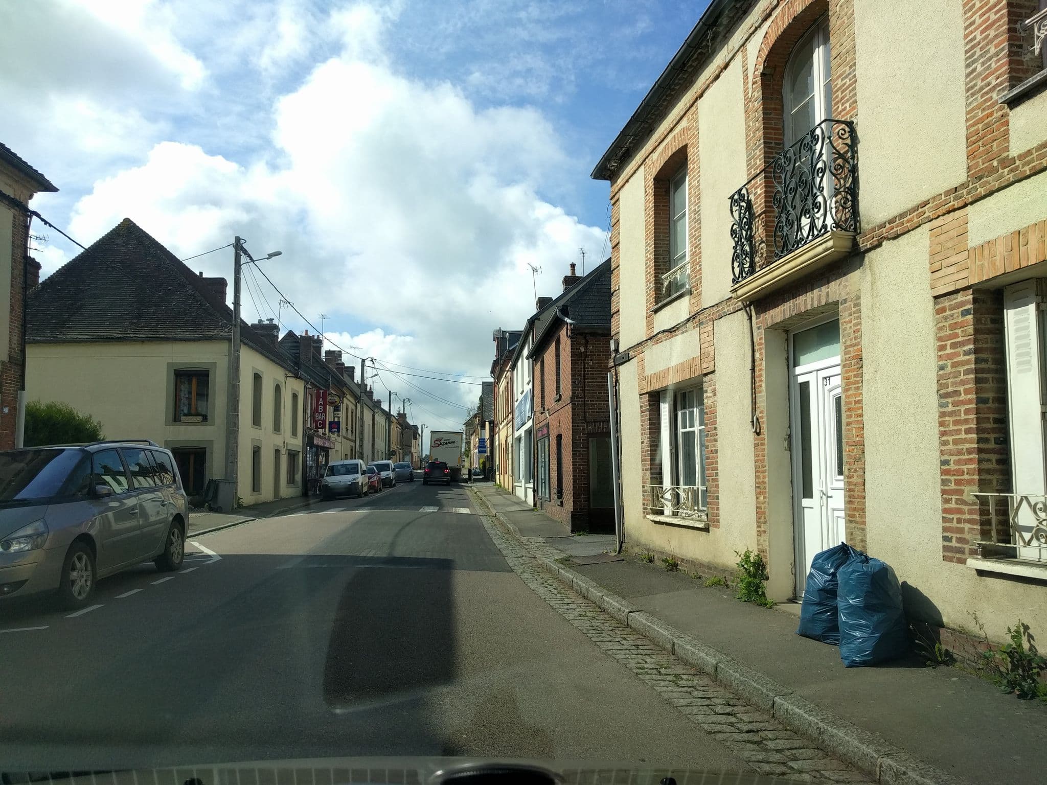 Street view near L'Aigle d'Or, Rugles — © roptat (CC BY-SA · Mapillary)