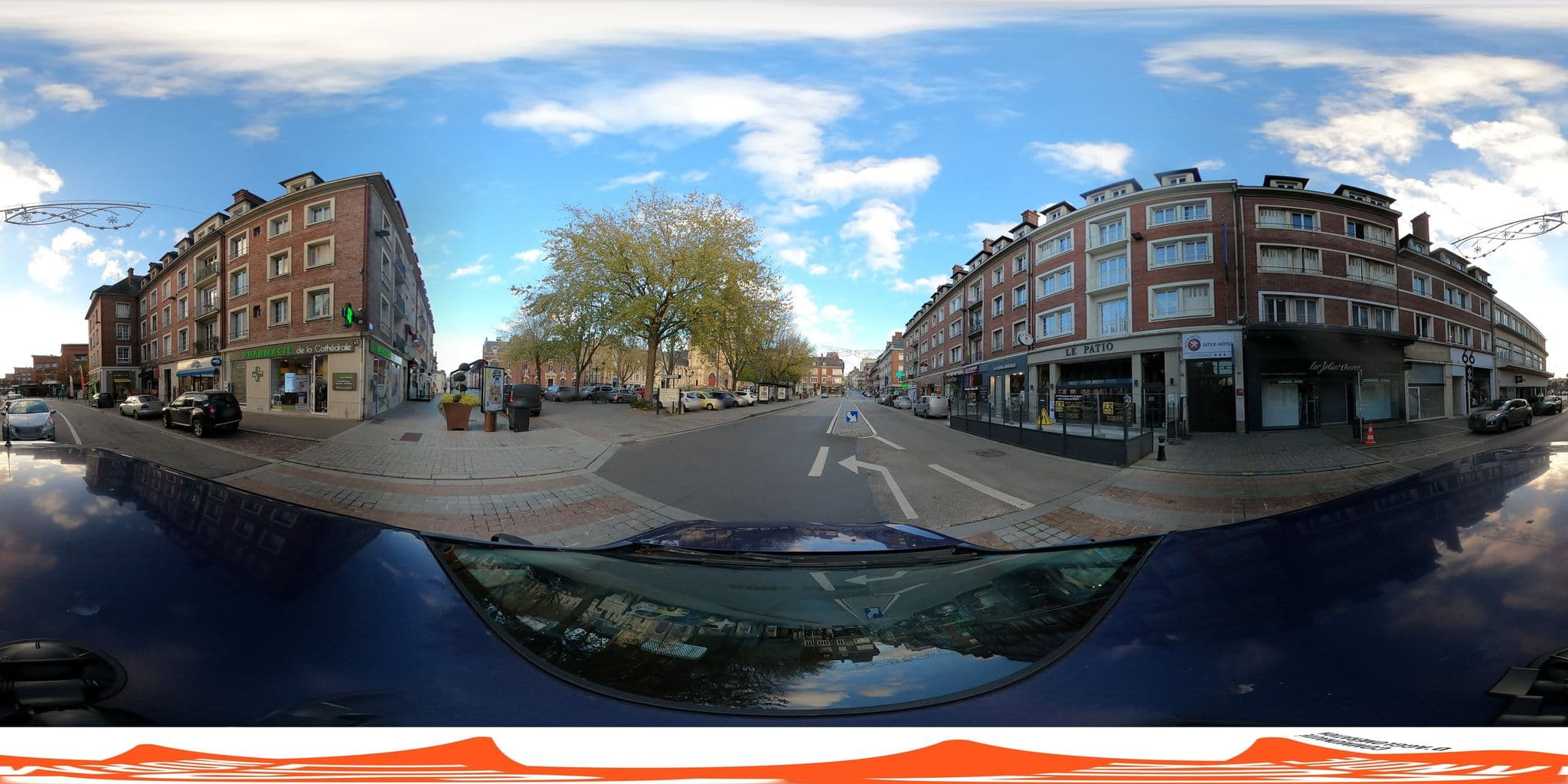 Street view near Hôtel de la place, Lisieux — © anthonyguerout (CC BY-SA · Mapillary)