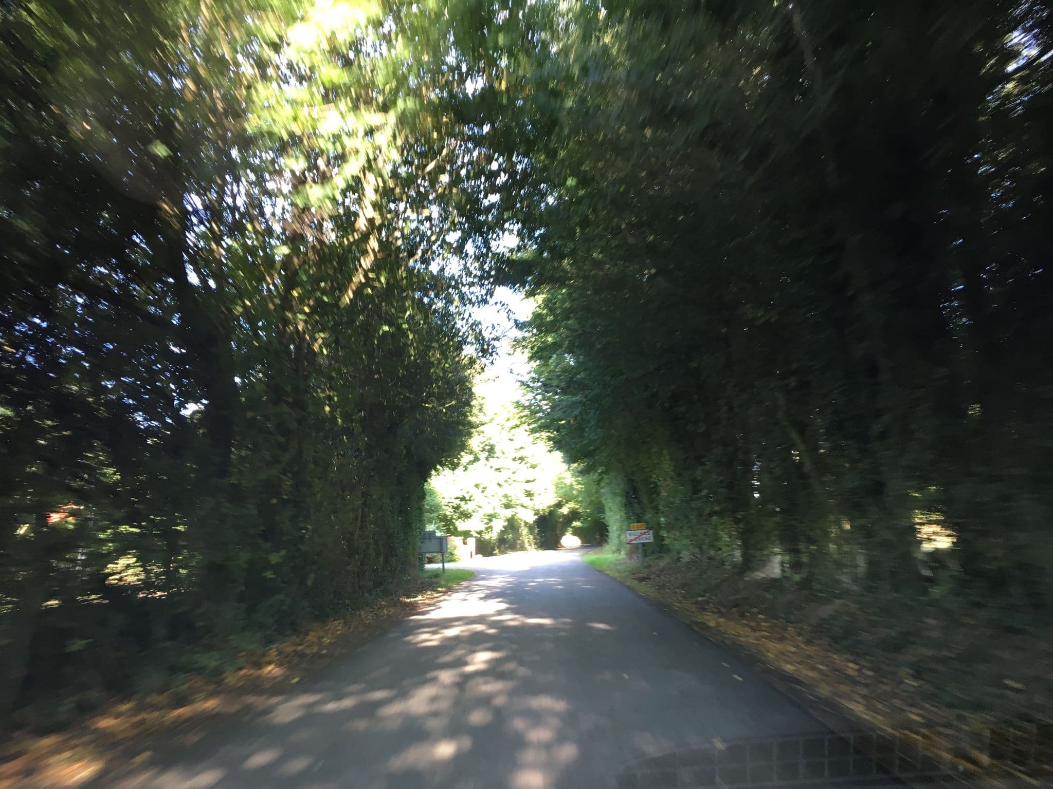 Street view near Chambre d'Hotes le Manoir de Villers, Gacé — © cquest (CC BY-SA · Mapillary)