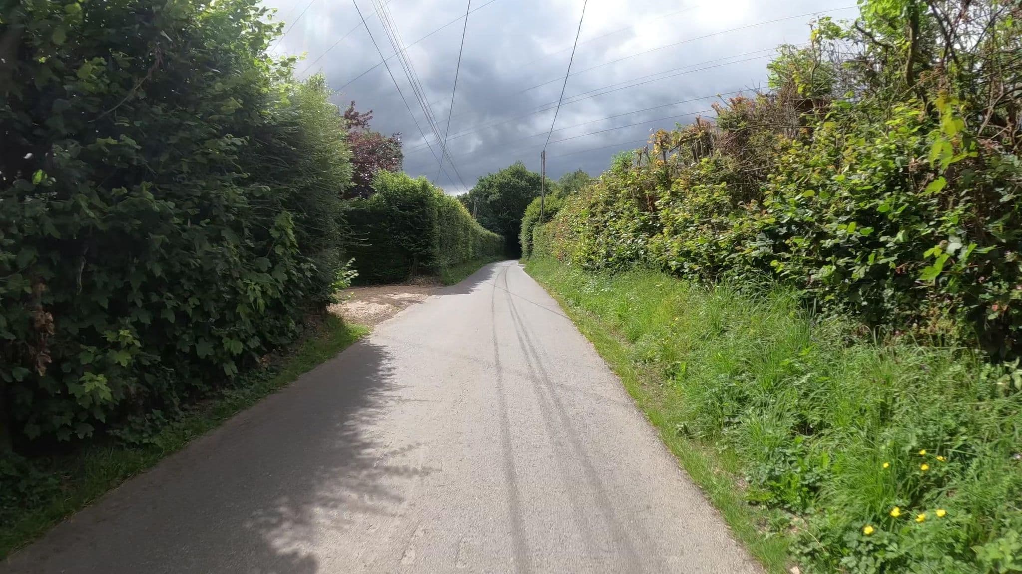 Street view near La Tasserie, Pont-l'Évêque — © Nzau (CC BY-SA · Mapillary)