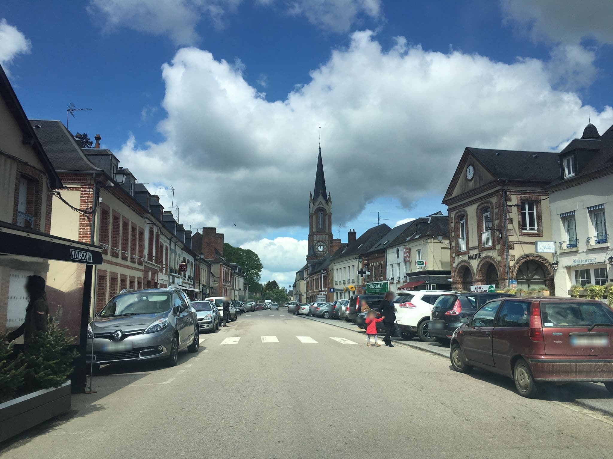 Street view near Hôtel du Paradis, Rai — © cquest (CC BY-SA · Mapillary)