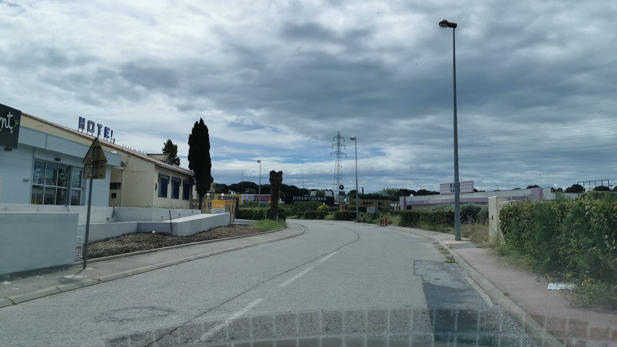 Street view near Le Puech, Narbonne — © percherie (CC BY-SA · Mapillary)