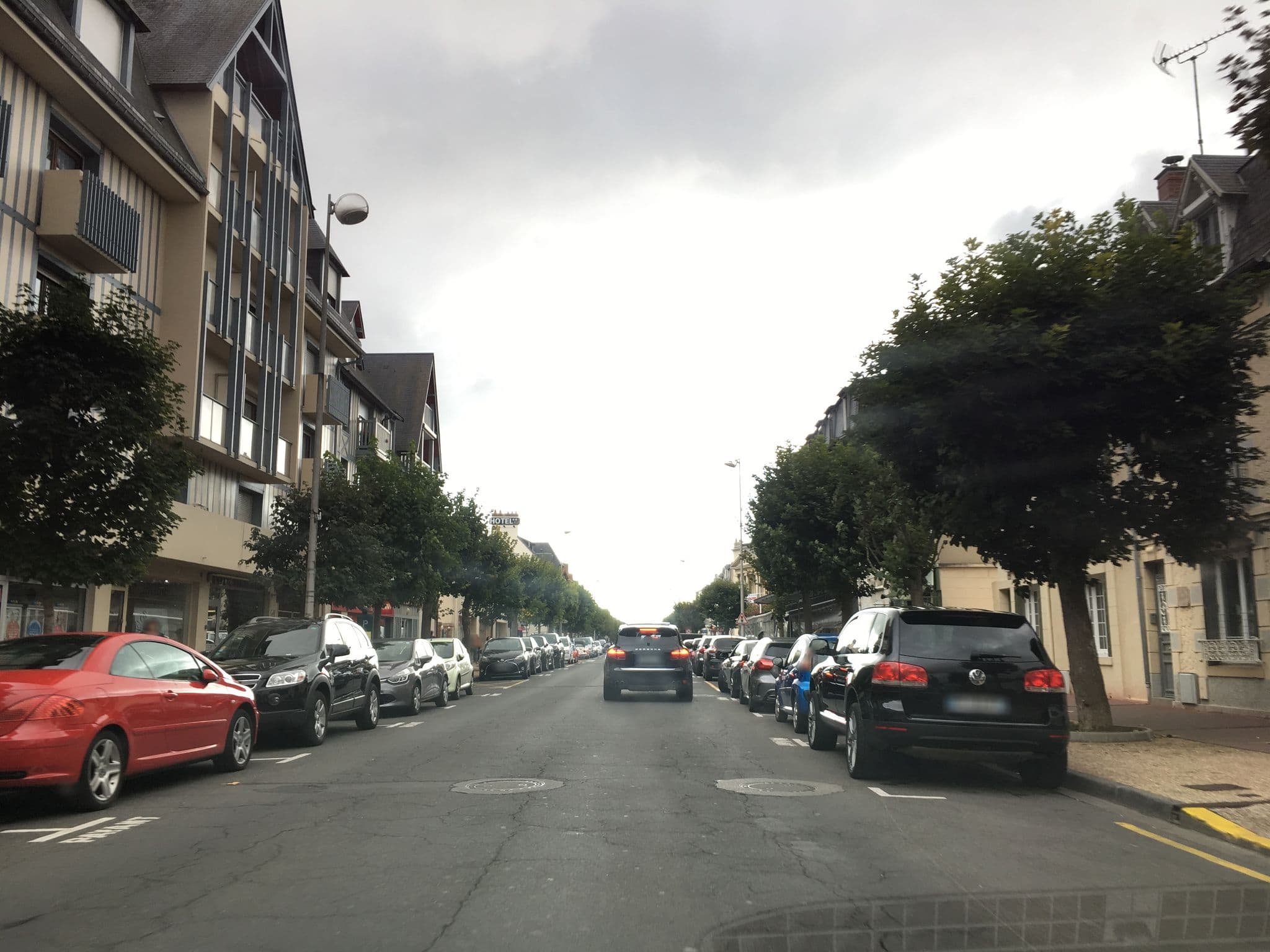 Street view near Almoria Hôtel Deauville, Deauville — © cquest (CC BY-SA · Mapillary)