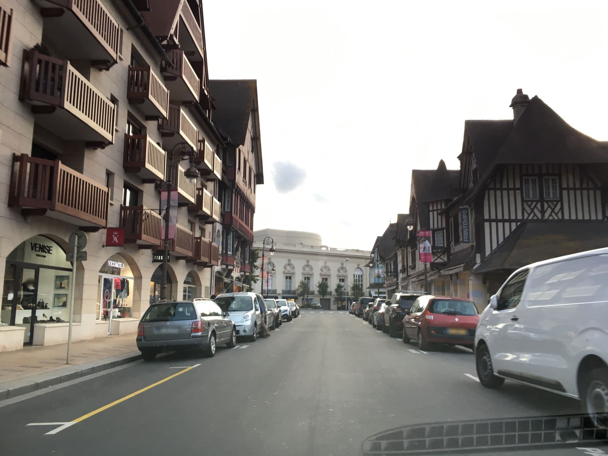 Street view near Le Trophée By M Hôtel Spa, Deauville — © cquest (CC BY-SA · Mapillary)