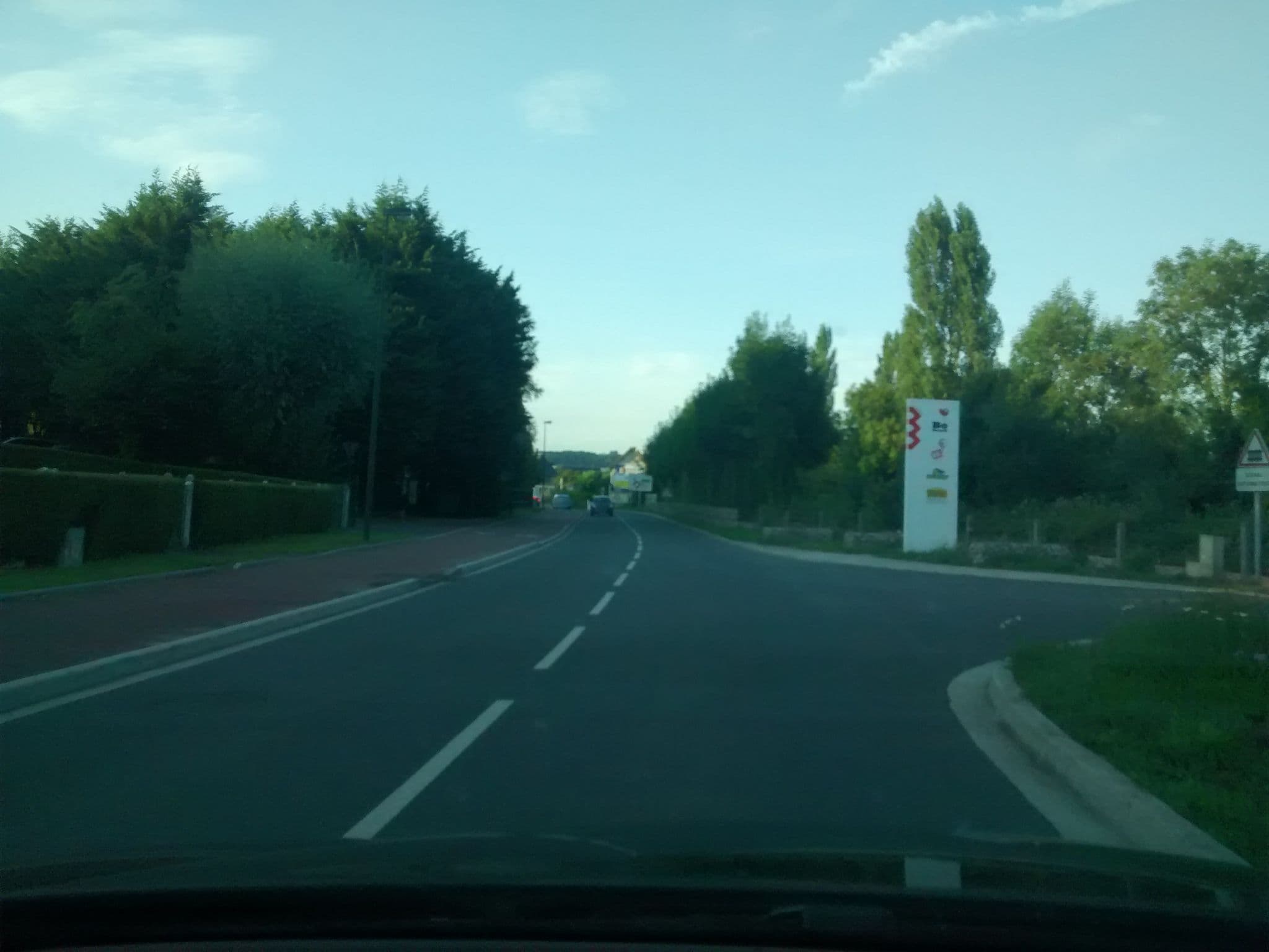 Street view near Résidence Odalys la Ferme de Deauville, Touques — © mobip (CC BY-SA · Mapillary)